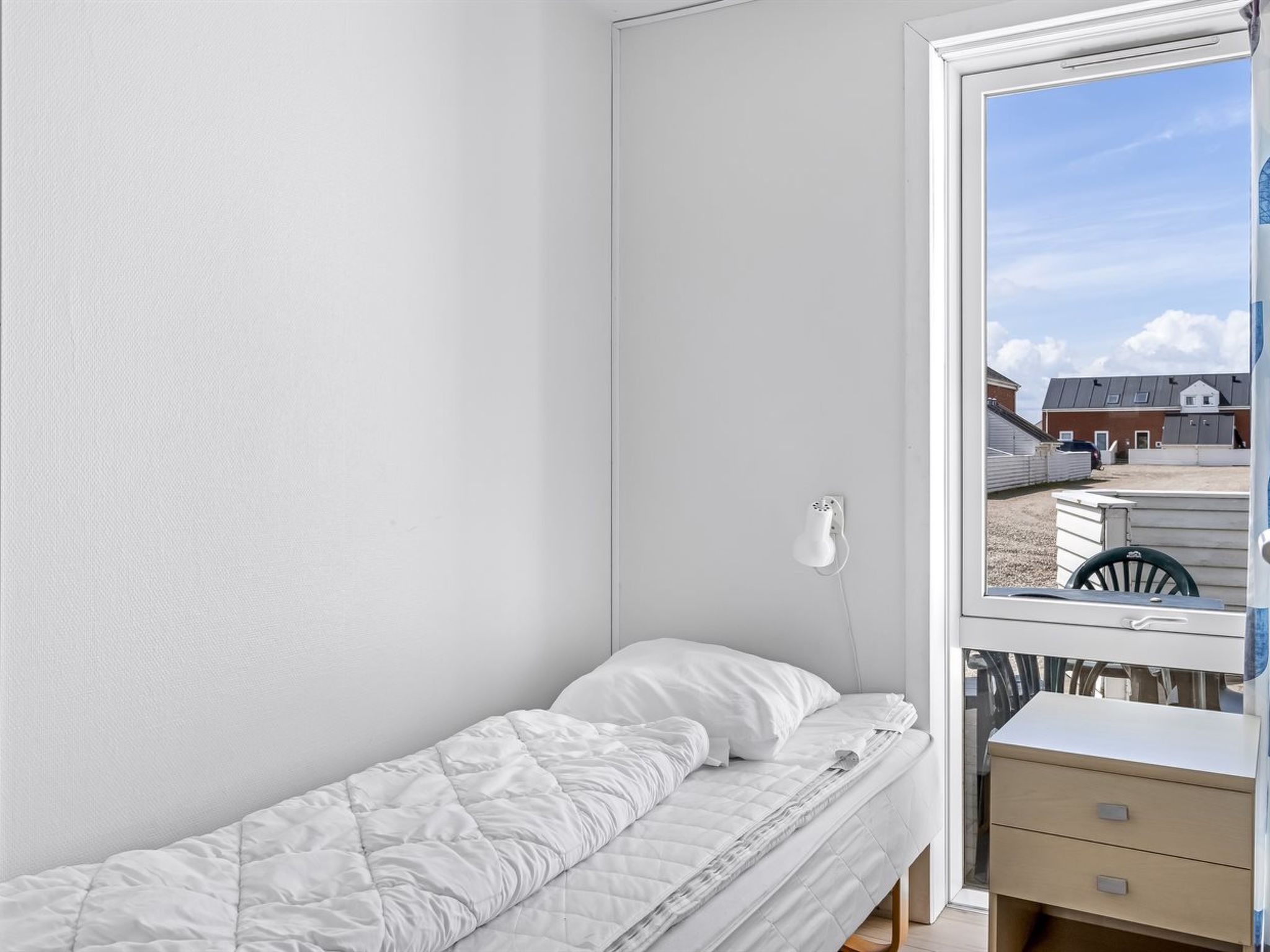 "Nils" - 2.3km from the sea - Inside