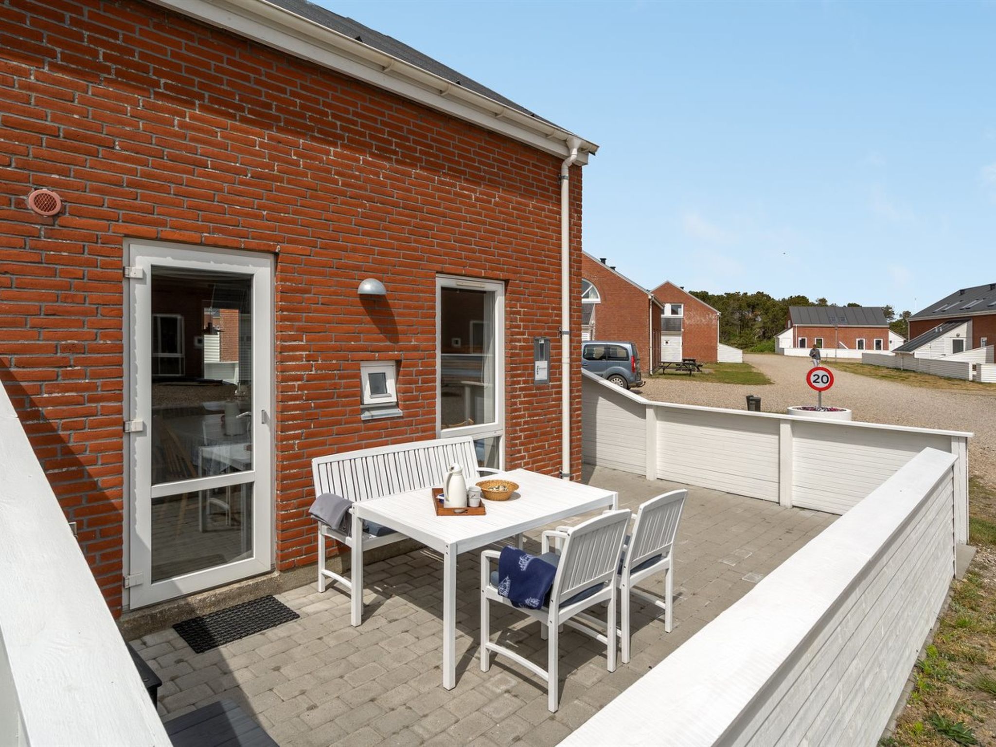 "Mariam" - 2.3km from the sea - Buiten