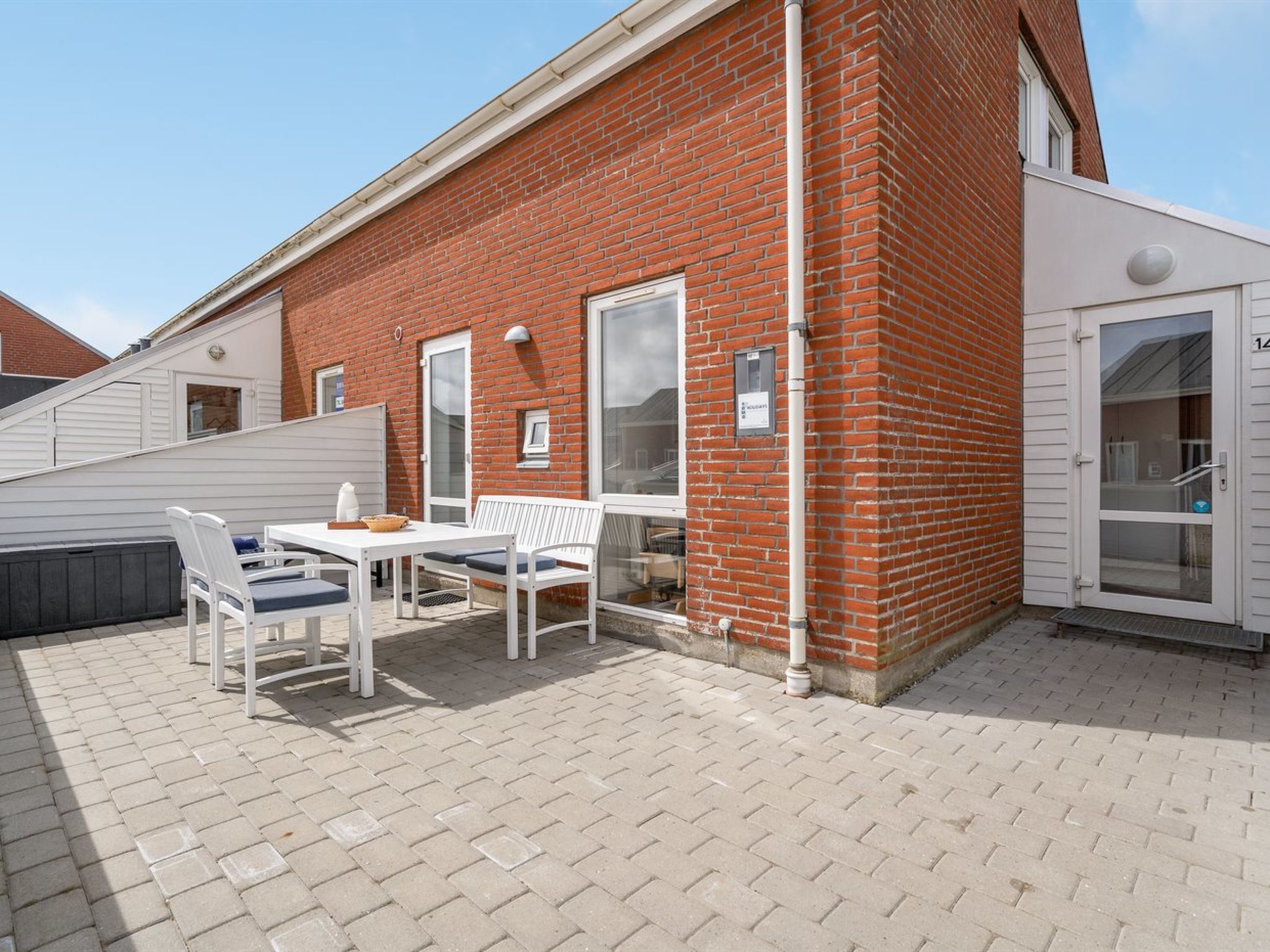 "Mariam" - 2.3km from the sea - Buiten