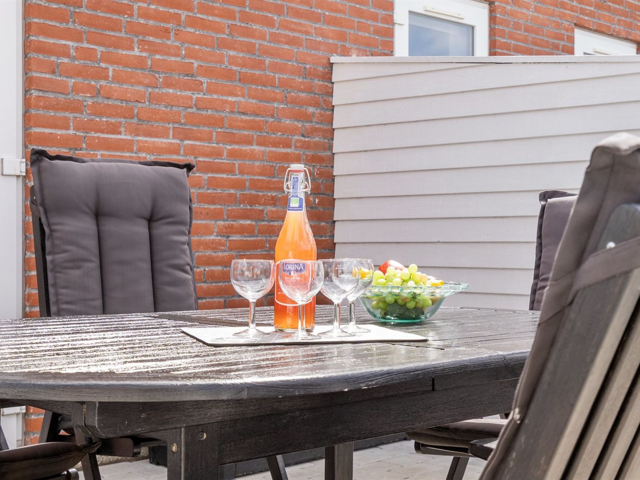 "Mariam" - 2.3km from the sea - Buiten