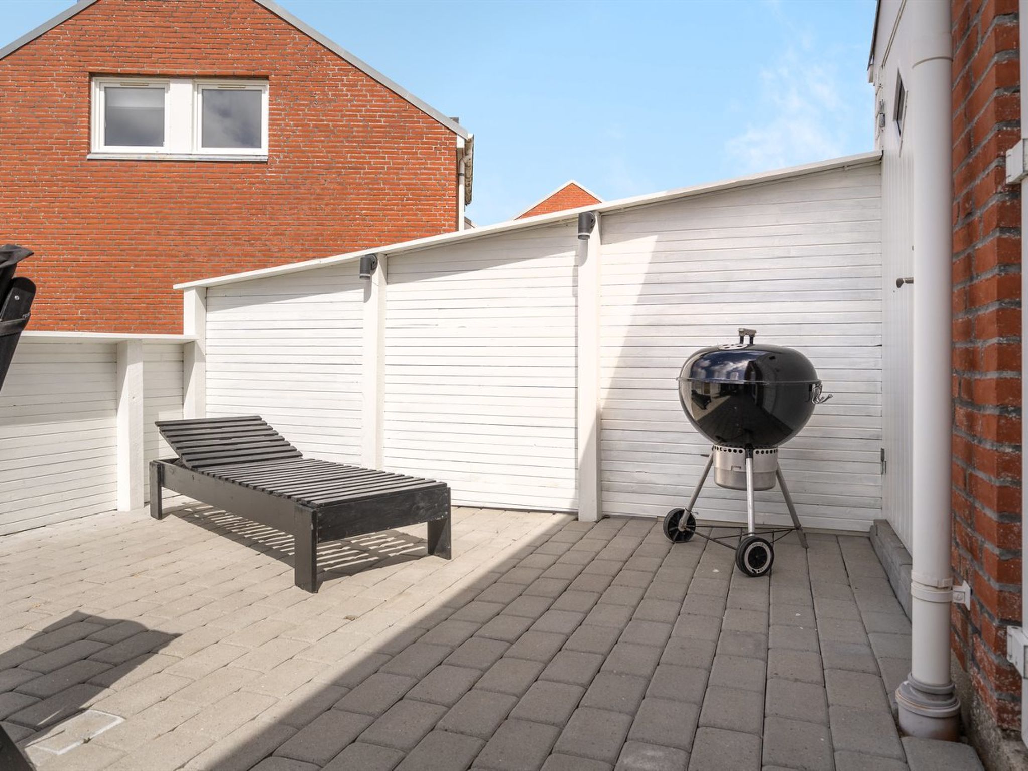 "Mariam" - 2.3km from the sea - Buiten