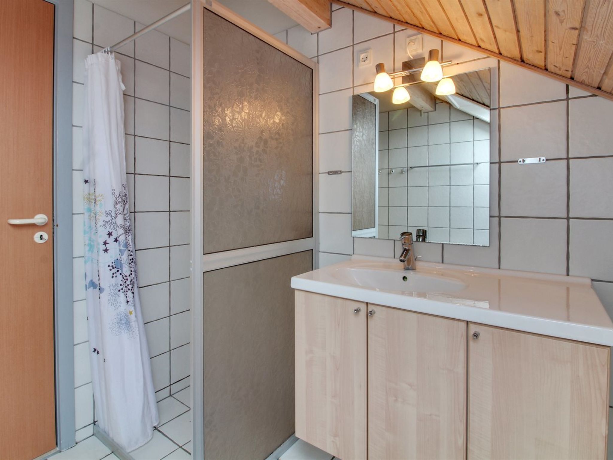 "Arna" - 2.3km from the sea - Inside
