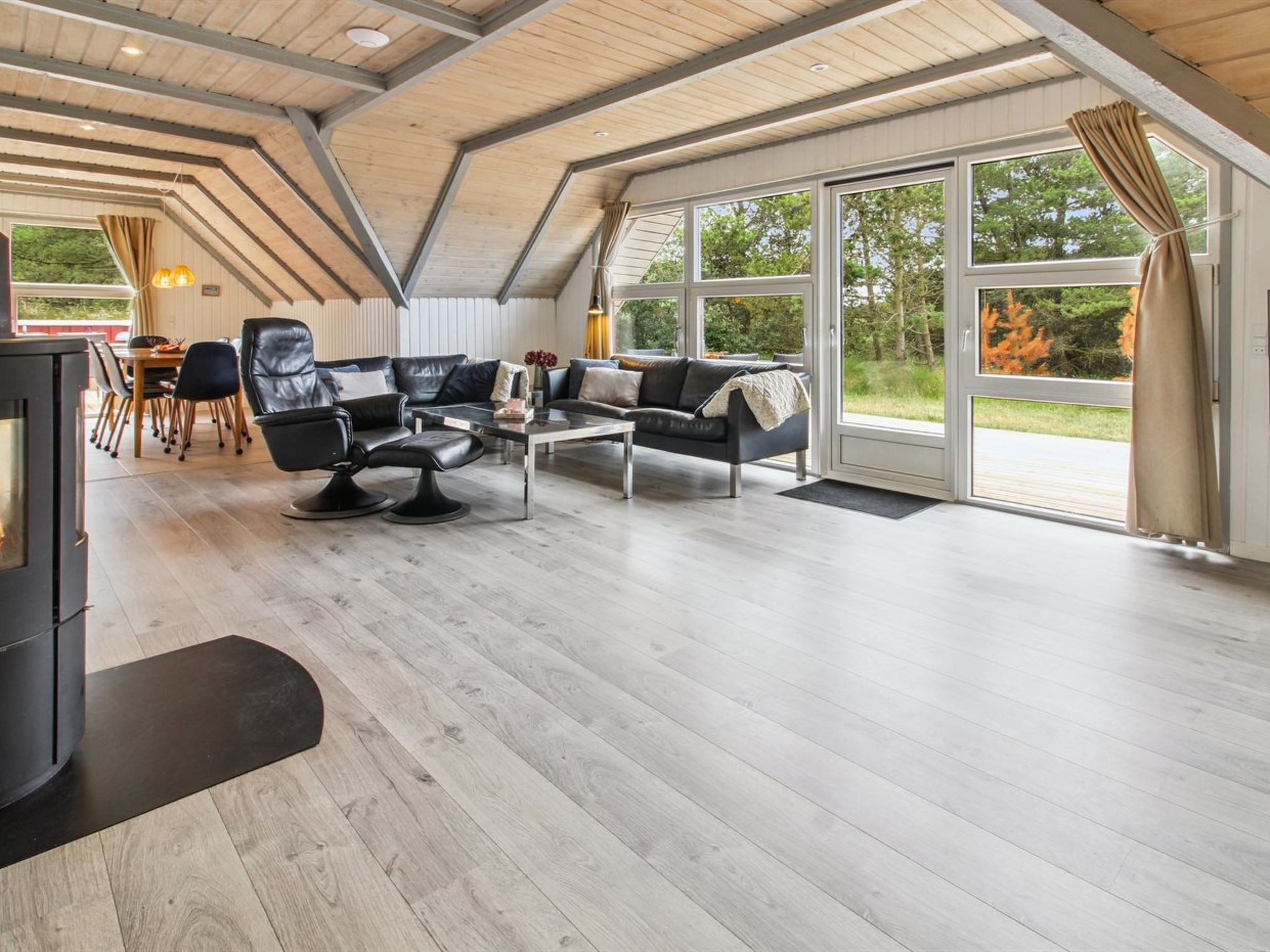 "Dufa" - 3.2km from the sea - Binnen