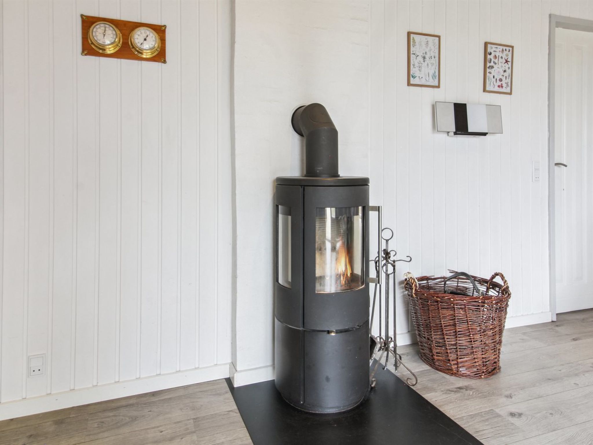 "Dufa" - 3.2km from the sea - Binnen