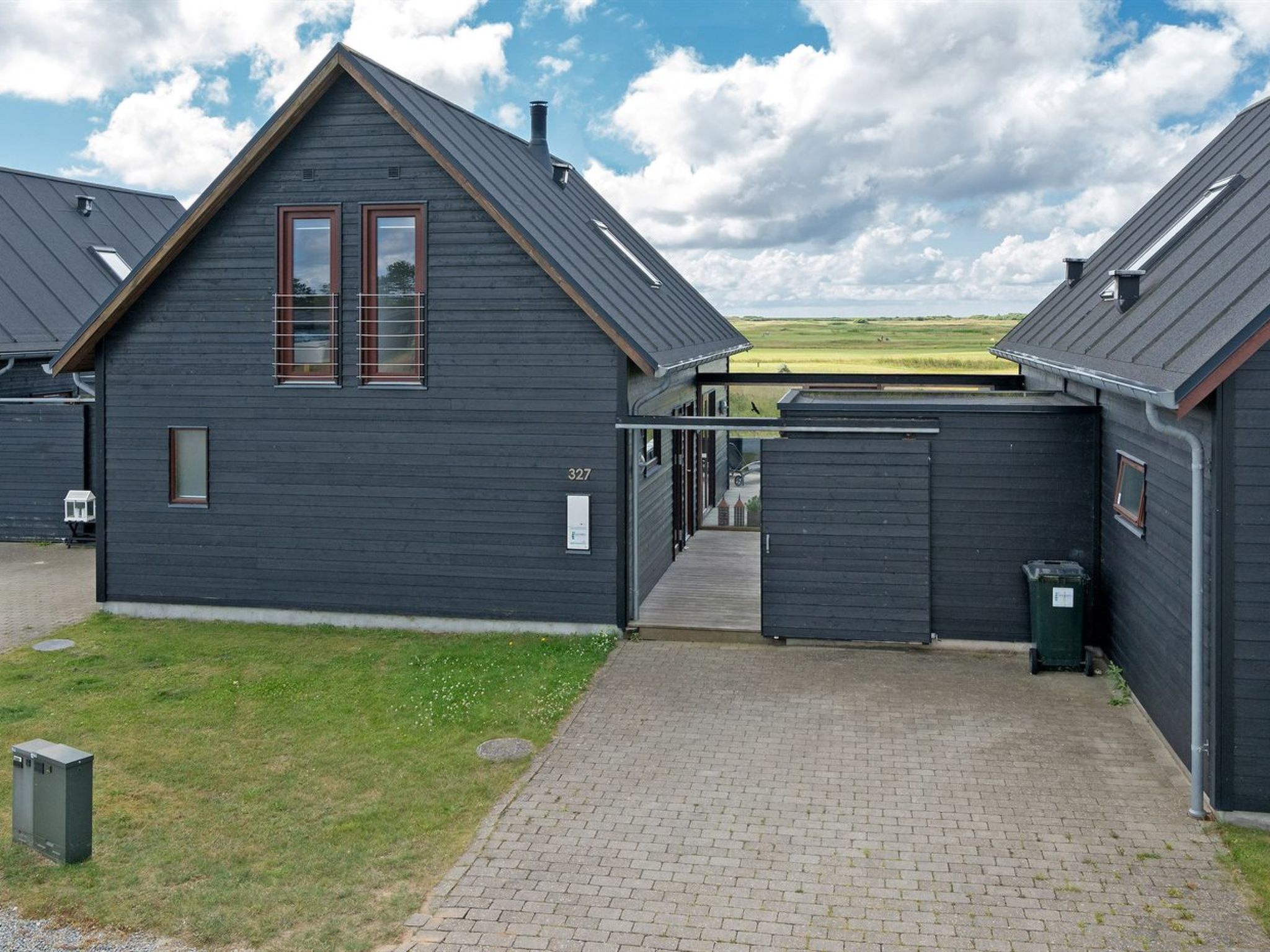 "Merisa" - 2.5km from the sea - Draußen