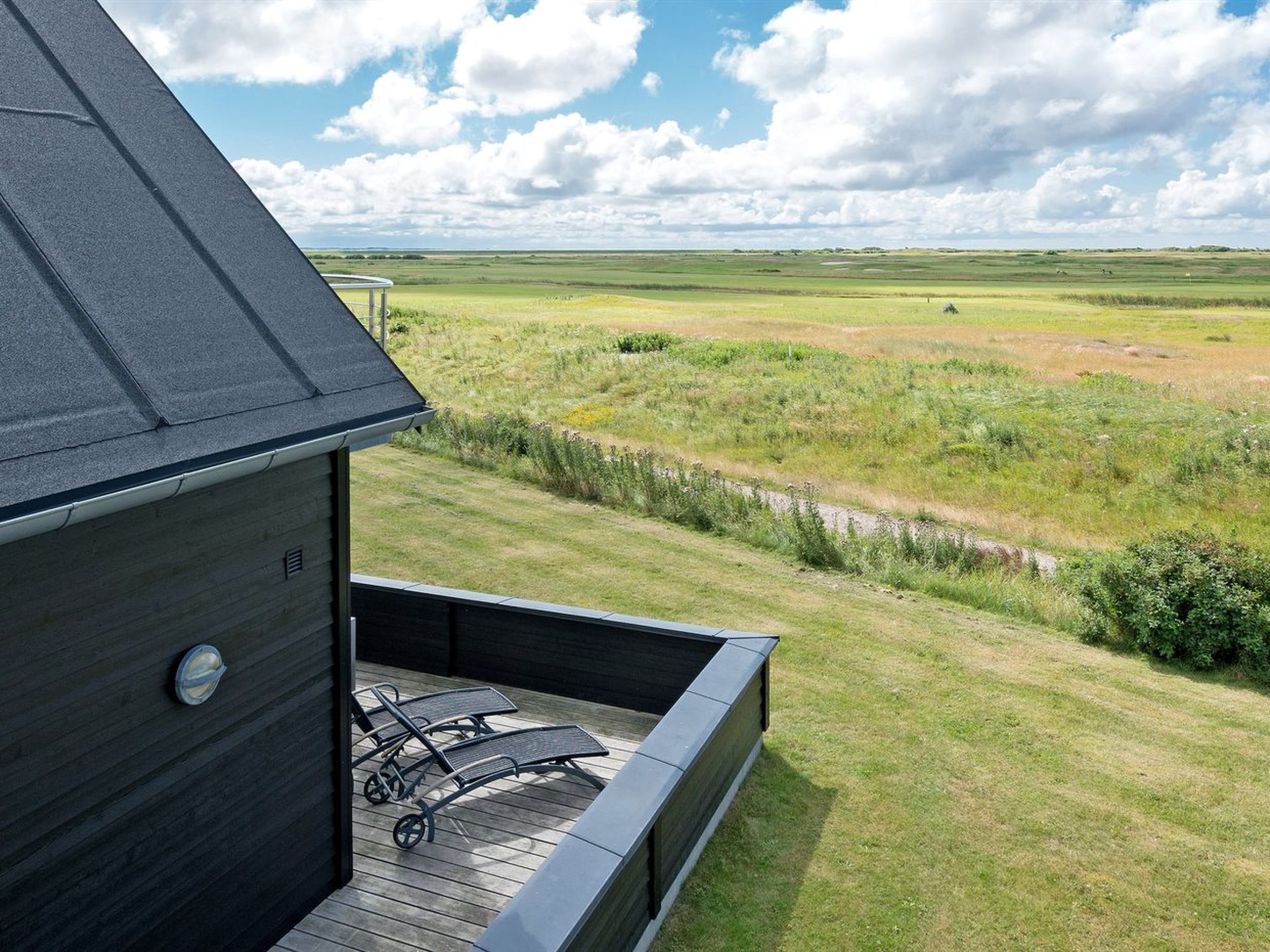 "Merisa" - 2.5km from the sea - Draußen