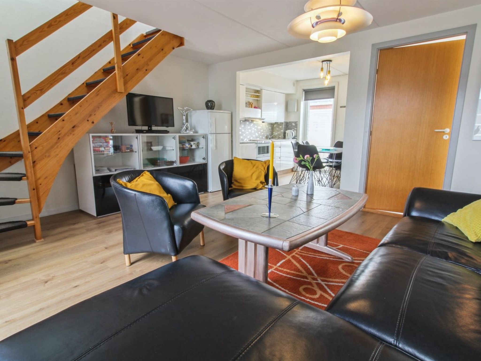 "Odger" - 2.3km from the sea - Binnen