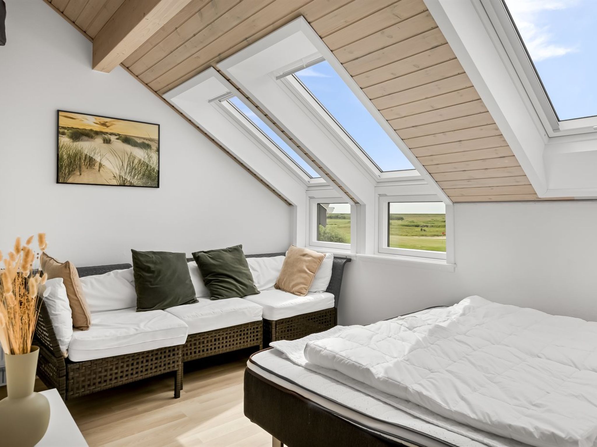 "Drita" - 2.3km from the sea-Binnen