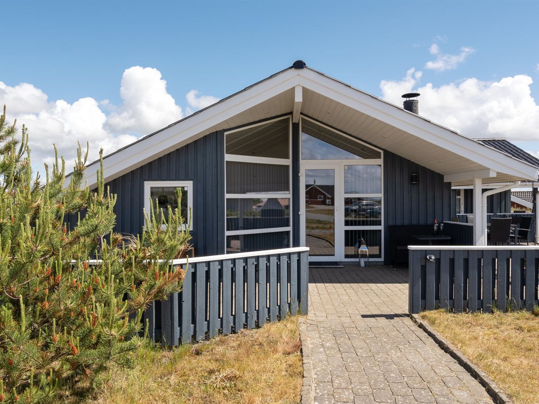 "Freek" - 400m from the sea
