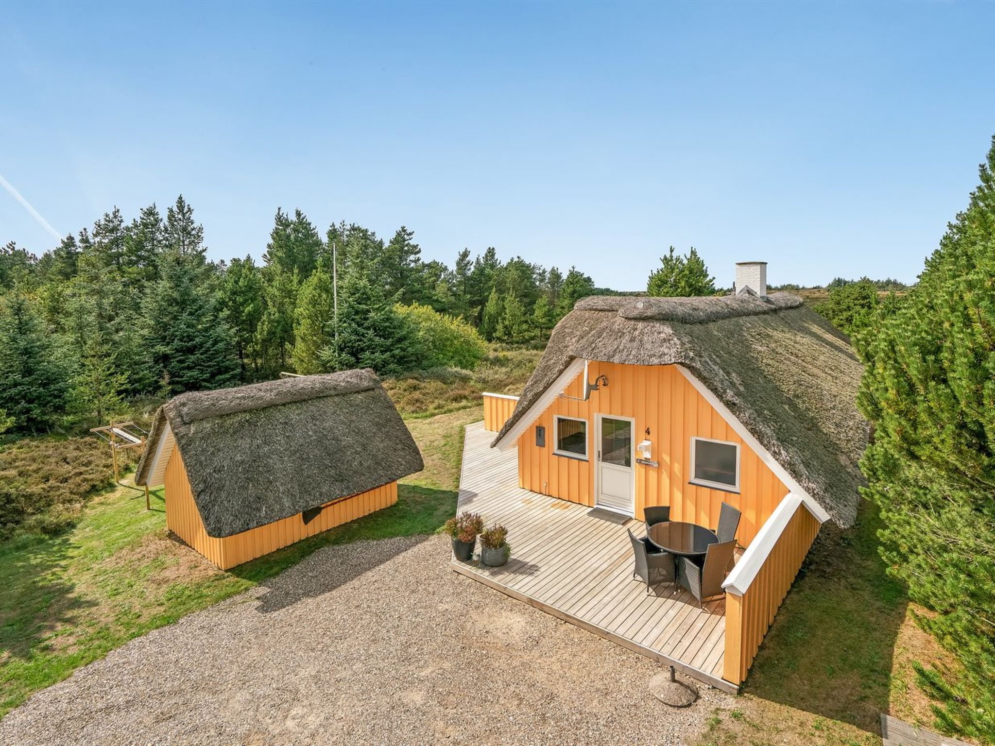 "Wale" - 3.3km from the sea - Buiten