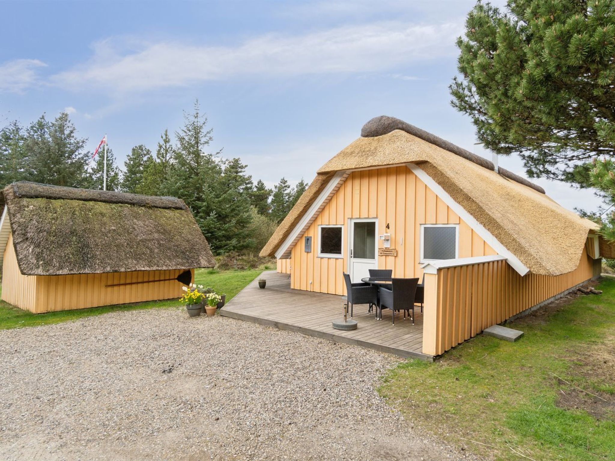 "Wale" - 3.3km from the sea - Buiten