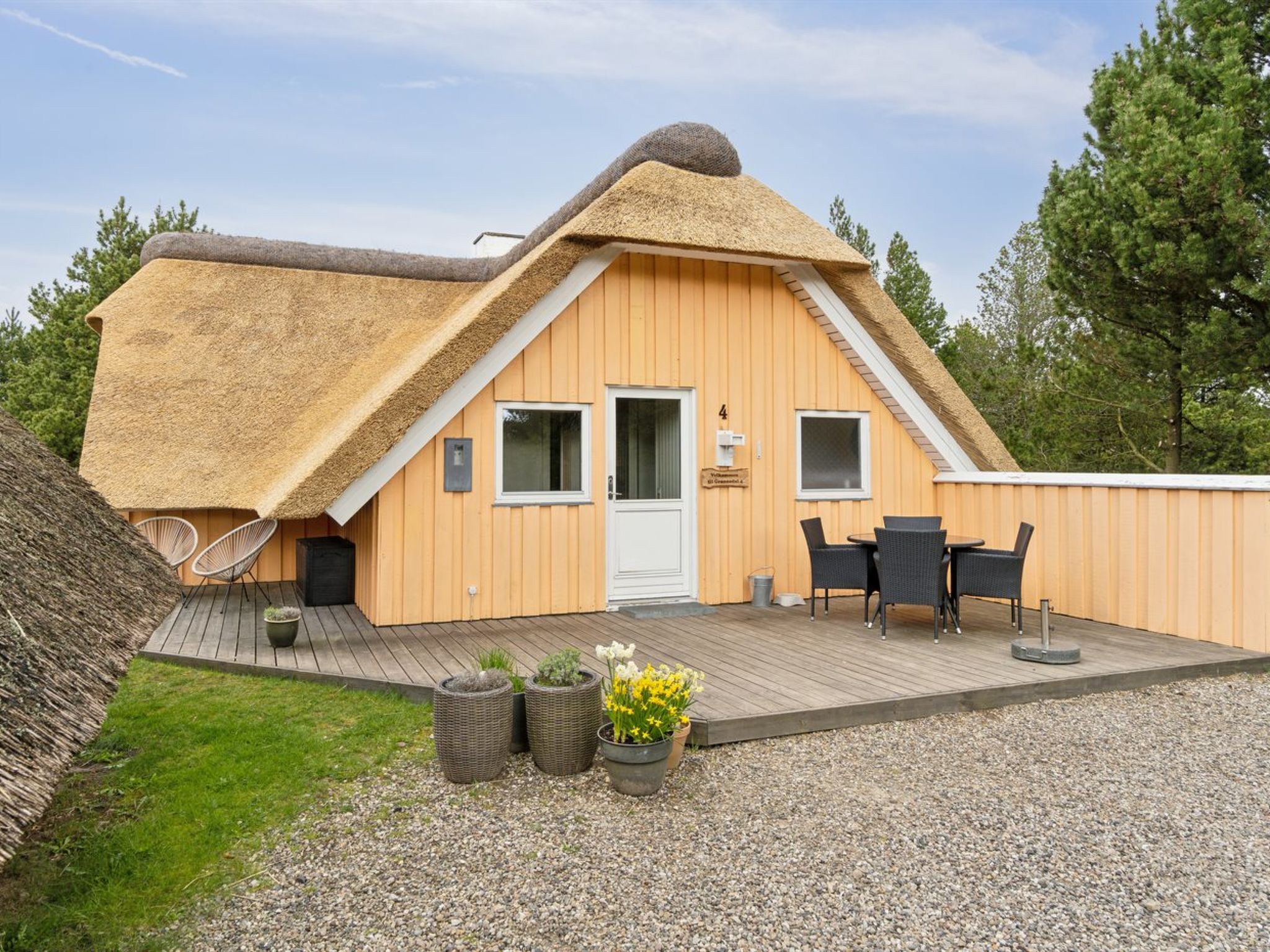 "Wale" - 3.3km from the sea - Buiten