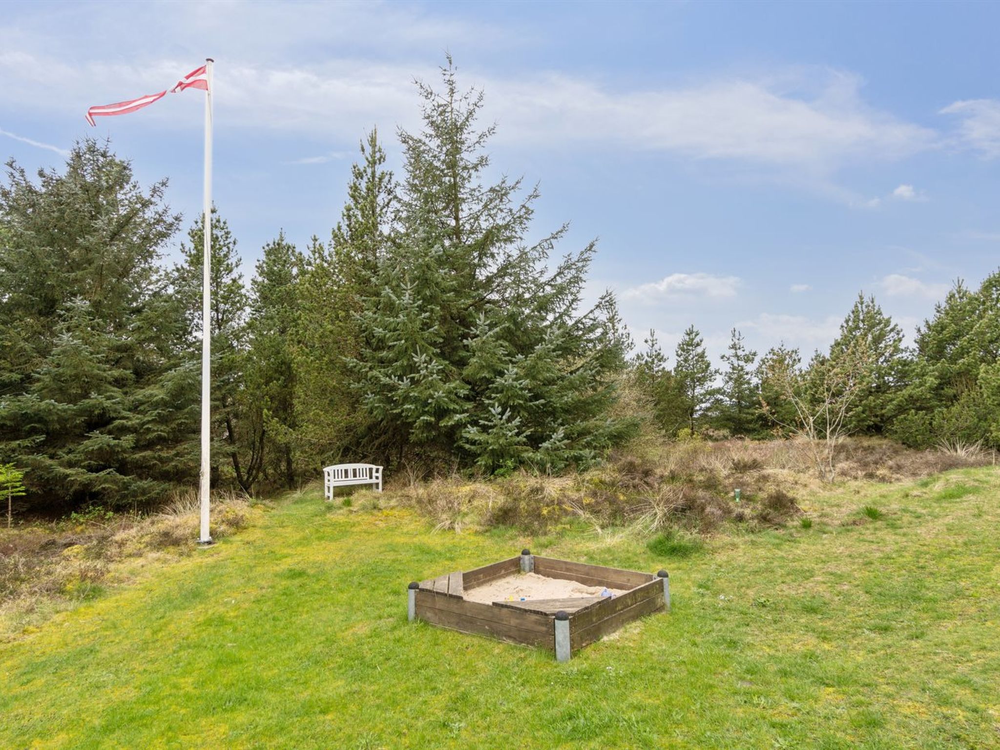 "Wale" - 3.3km from the sea - Buiten
