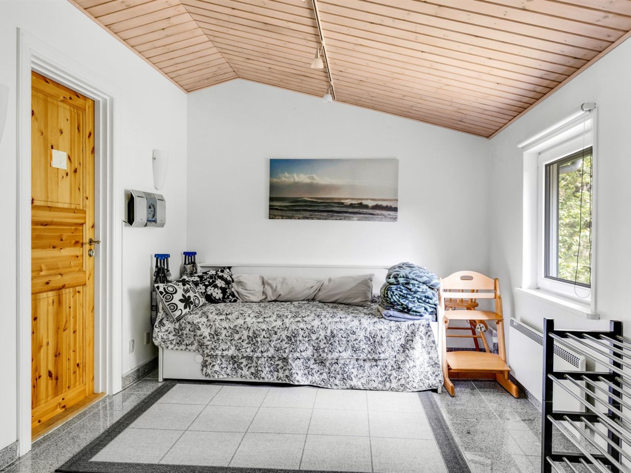 "Jul" - 900m from the sea - Binnen
