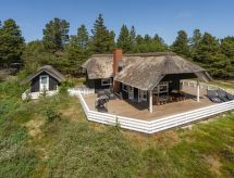 Vrijstaand vakantiehuis op 2,9 km van zee met sauna en grote tuin - thumbnail 1