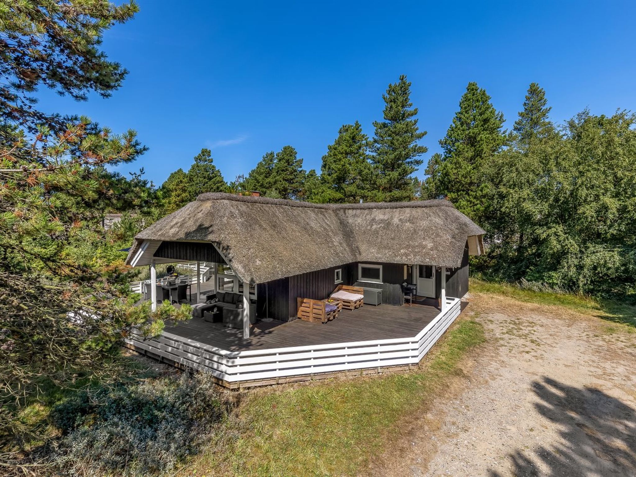 "Lin" - 2.9km from the sea - Outside