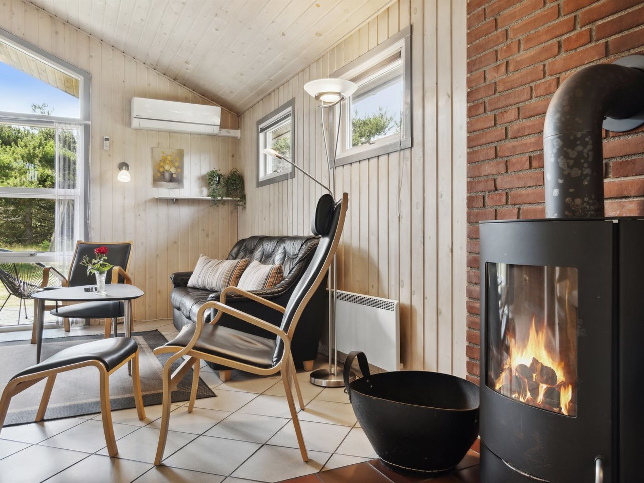 "Erlinda" - 3.1km from the sea - Binnen