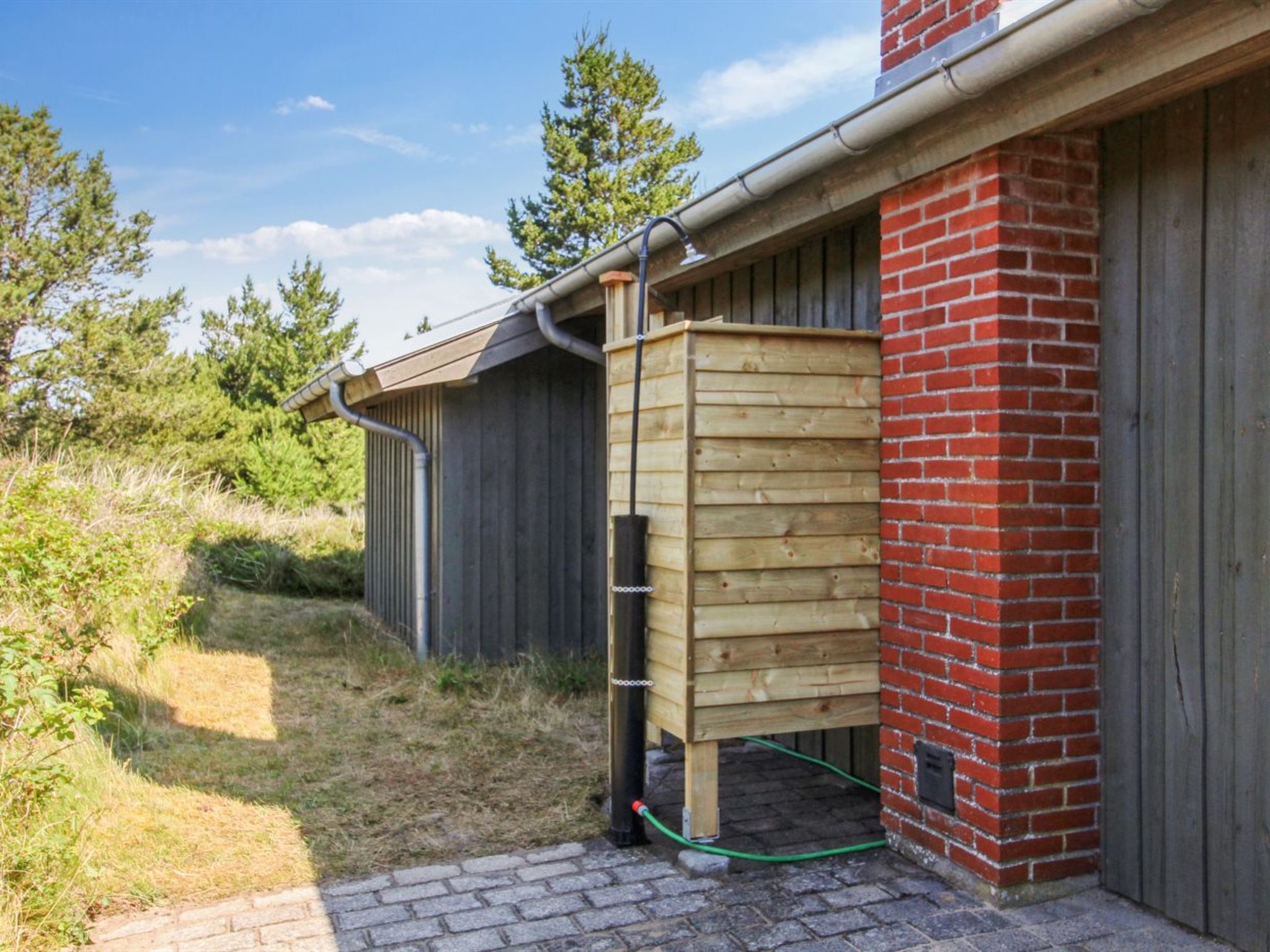 "Erlinda" - 3.1km from the sea - Buiten