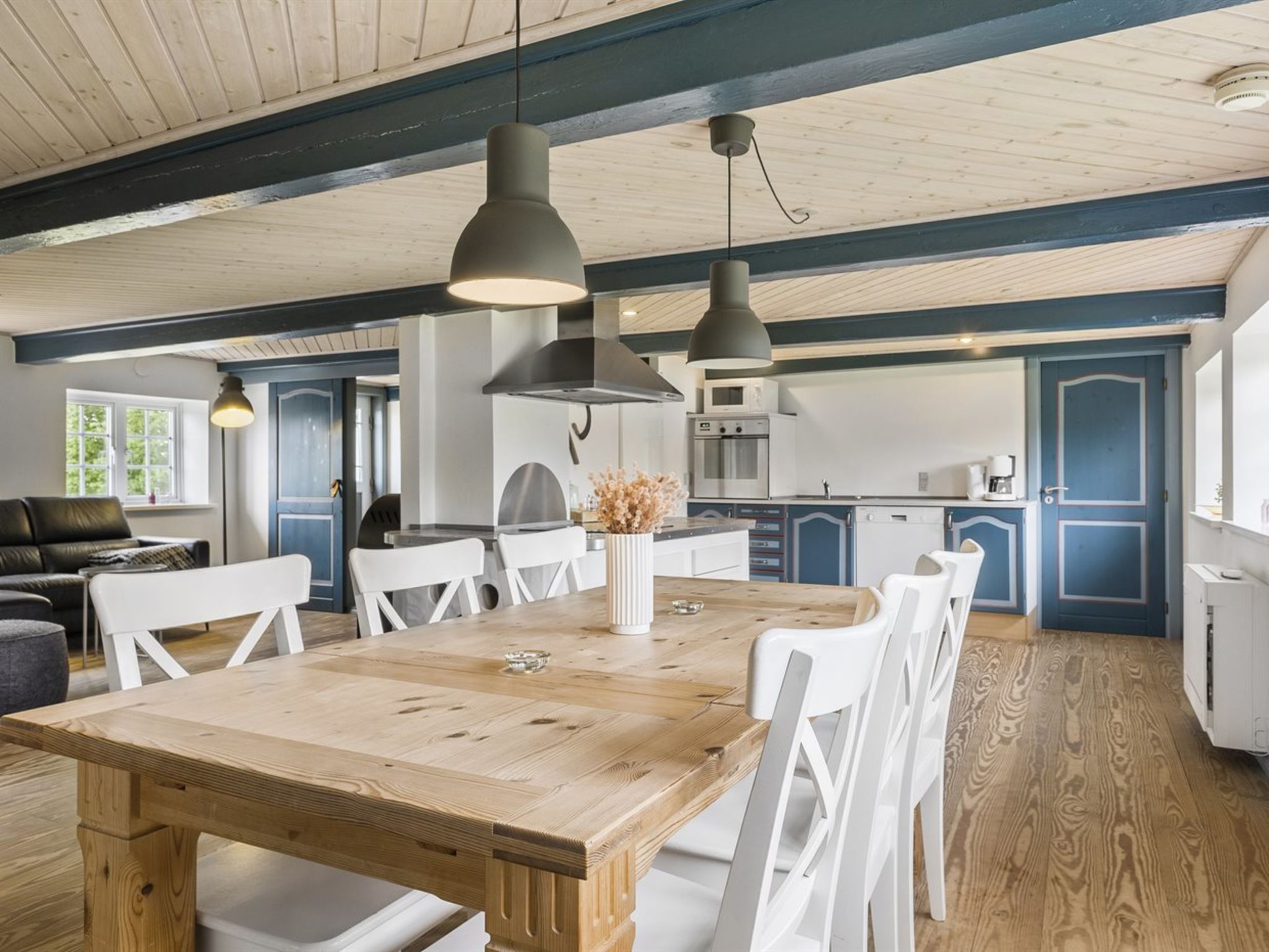 "Willi" - 3km from the sea - Binnen