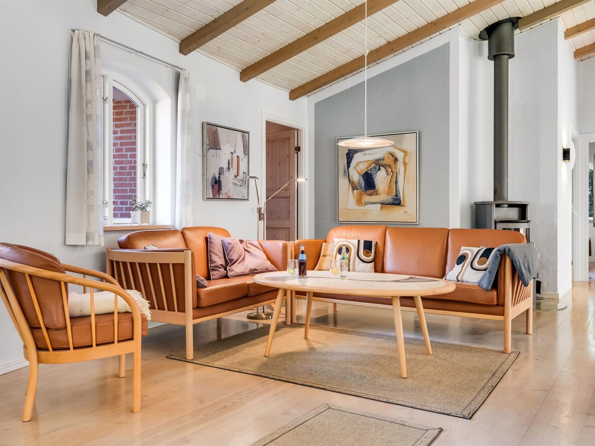 "Agusta" - 1.1km from the sea - Binnen