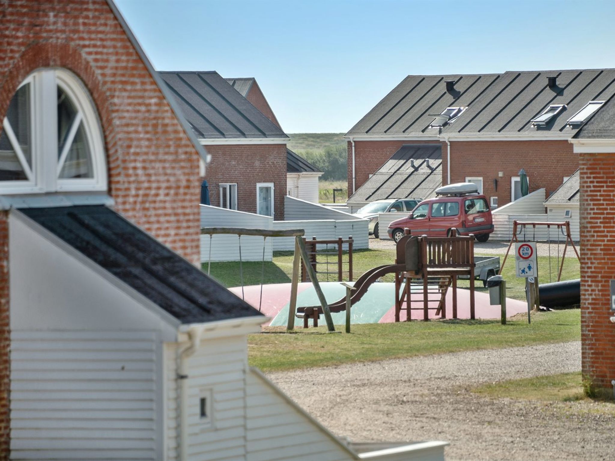 "Maylin" - 2.3km from the sea - Outside
