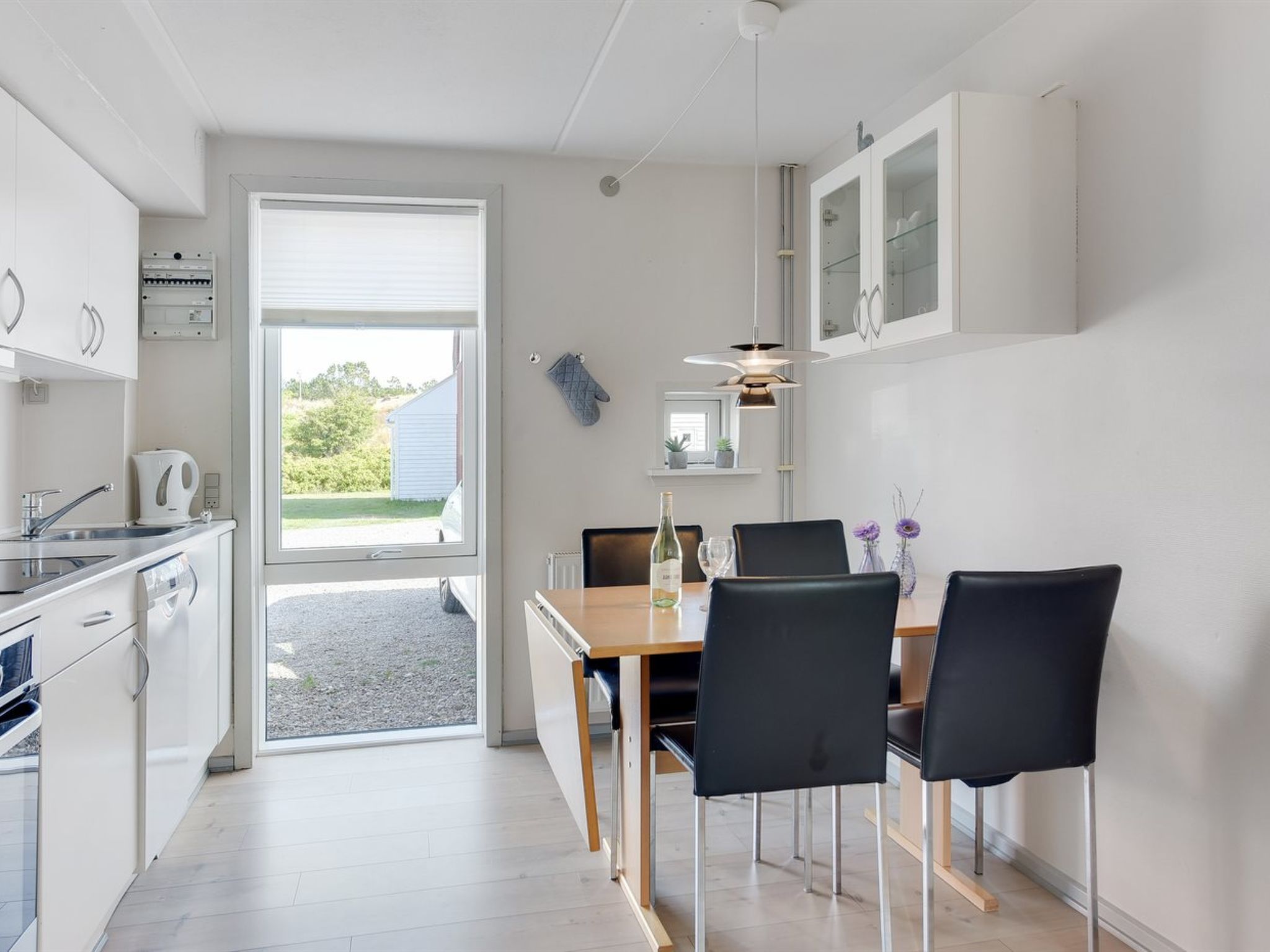 "Maylin" - 2.3km from the sea - Inside