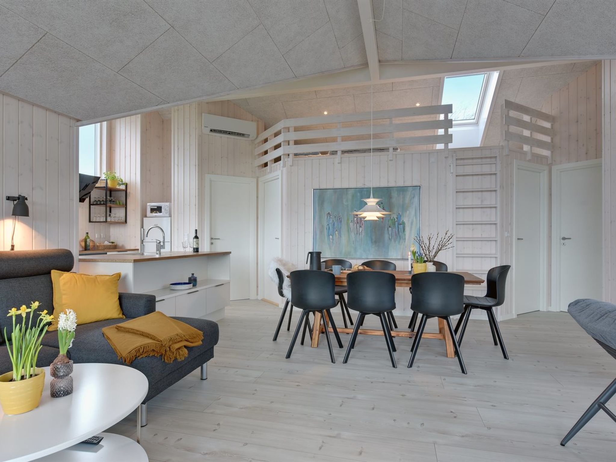 "Gubbe" - 500m from the sea - Drinnen