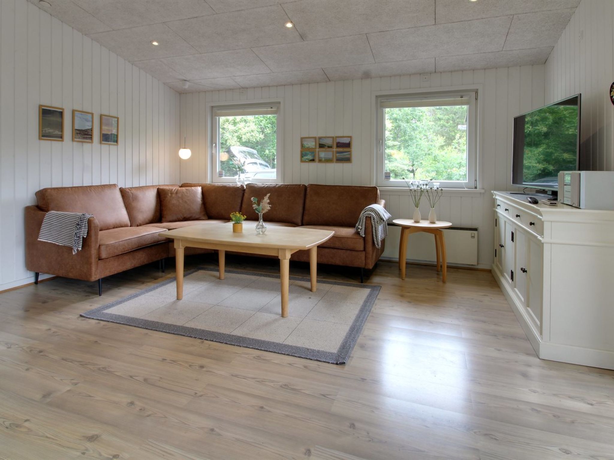 "Mikaela" - 1km from the sea