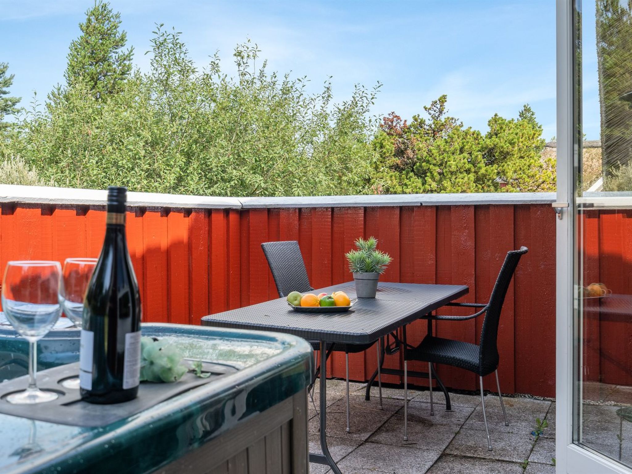 "Gunlög" - 3.1km from the sea — Terrace (2 of 27)