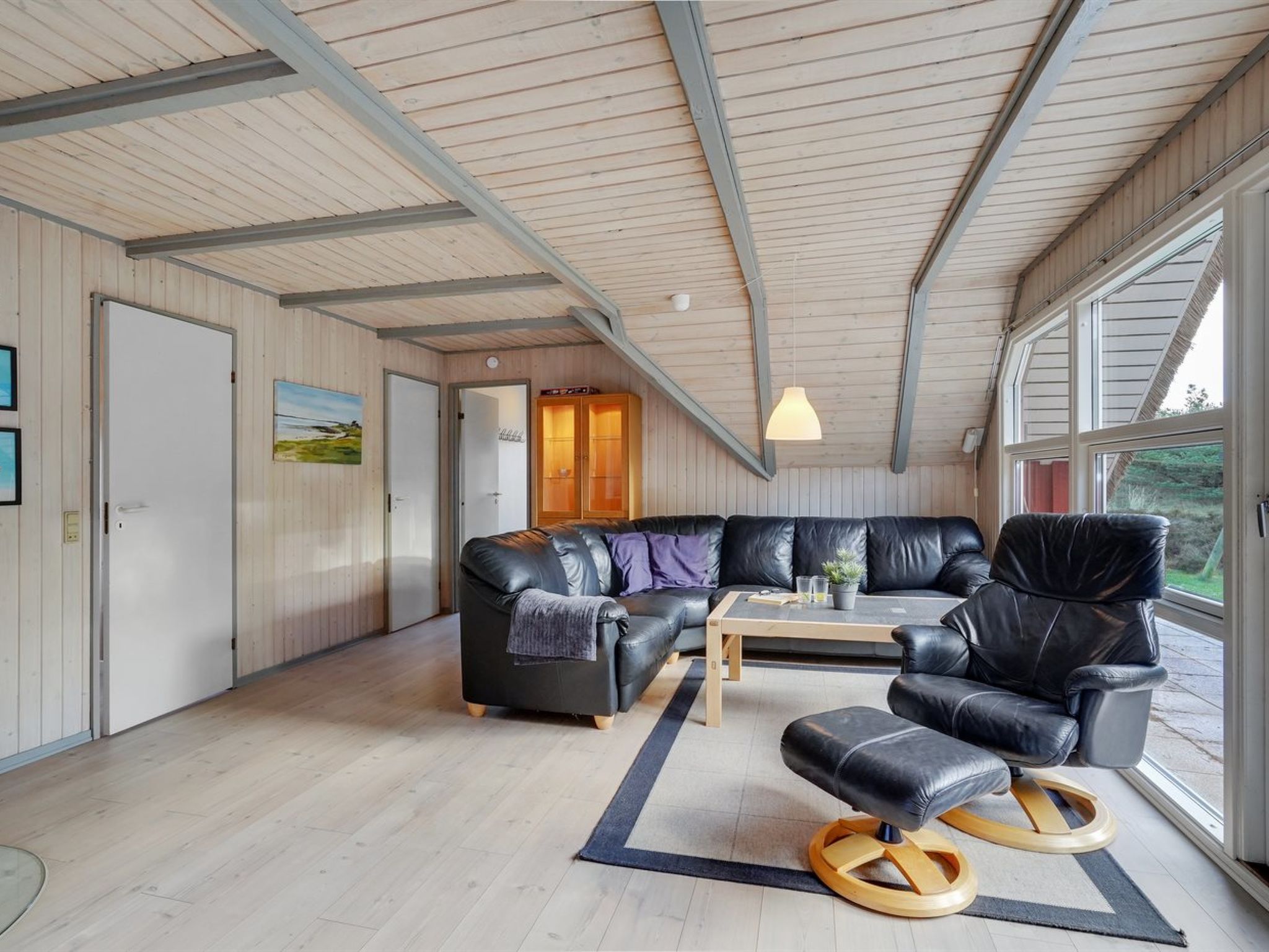 "Gunlög" - 3.1km from the sea - Drinnen