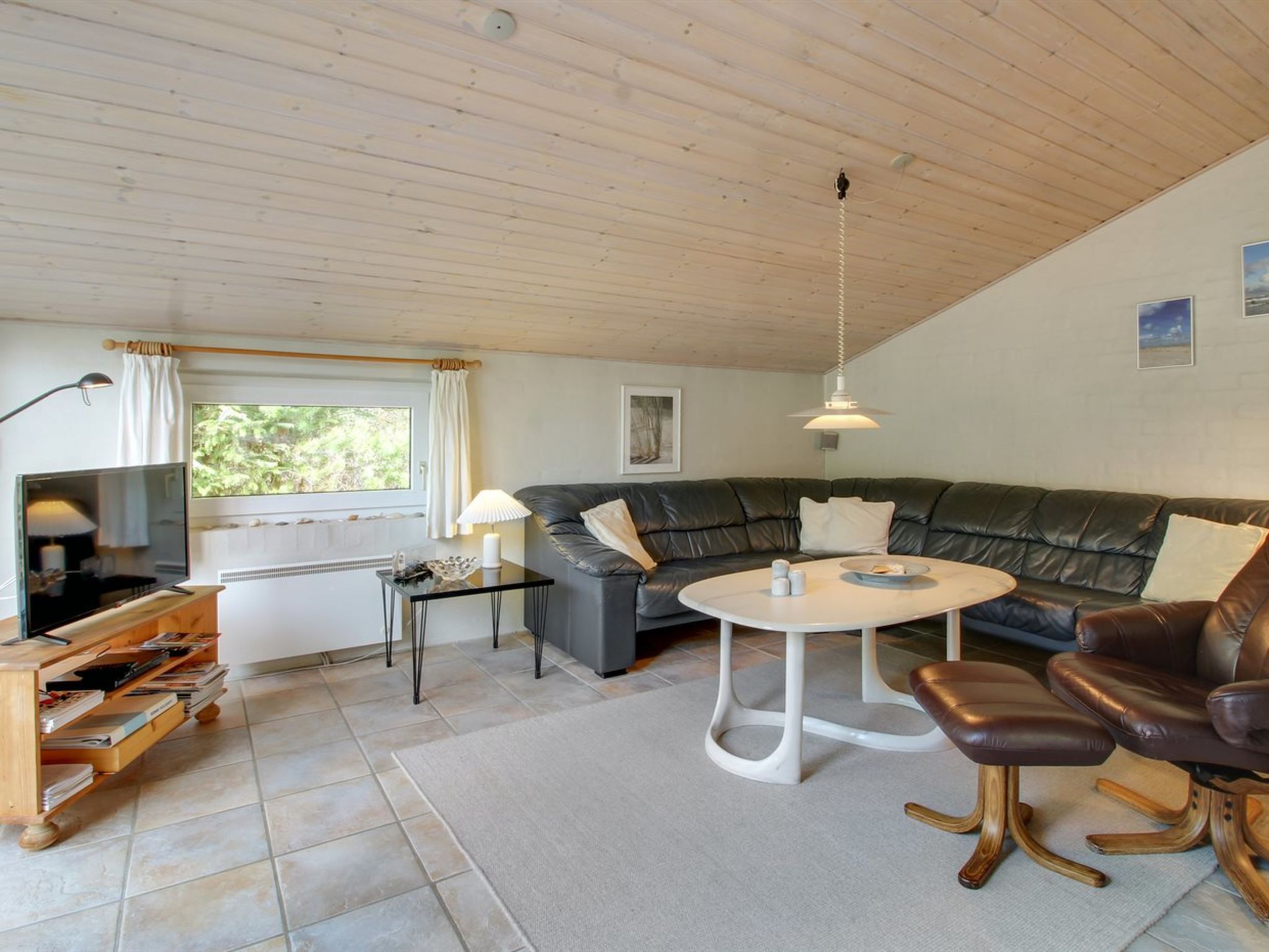 "Elsy" - 2.6km from the sea