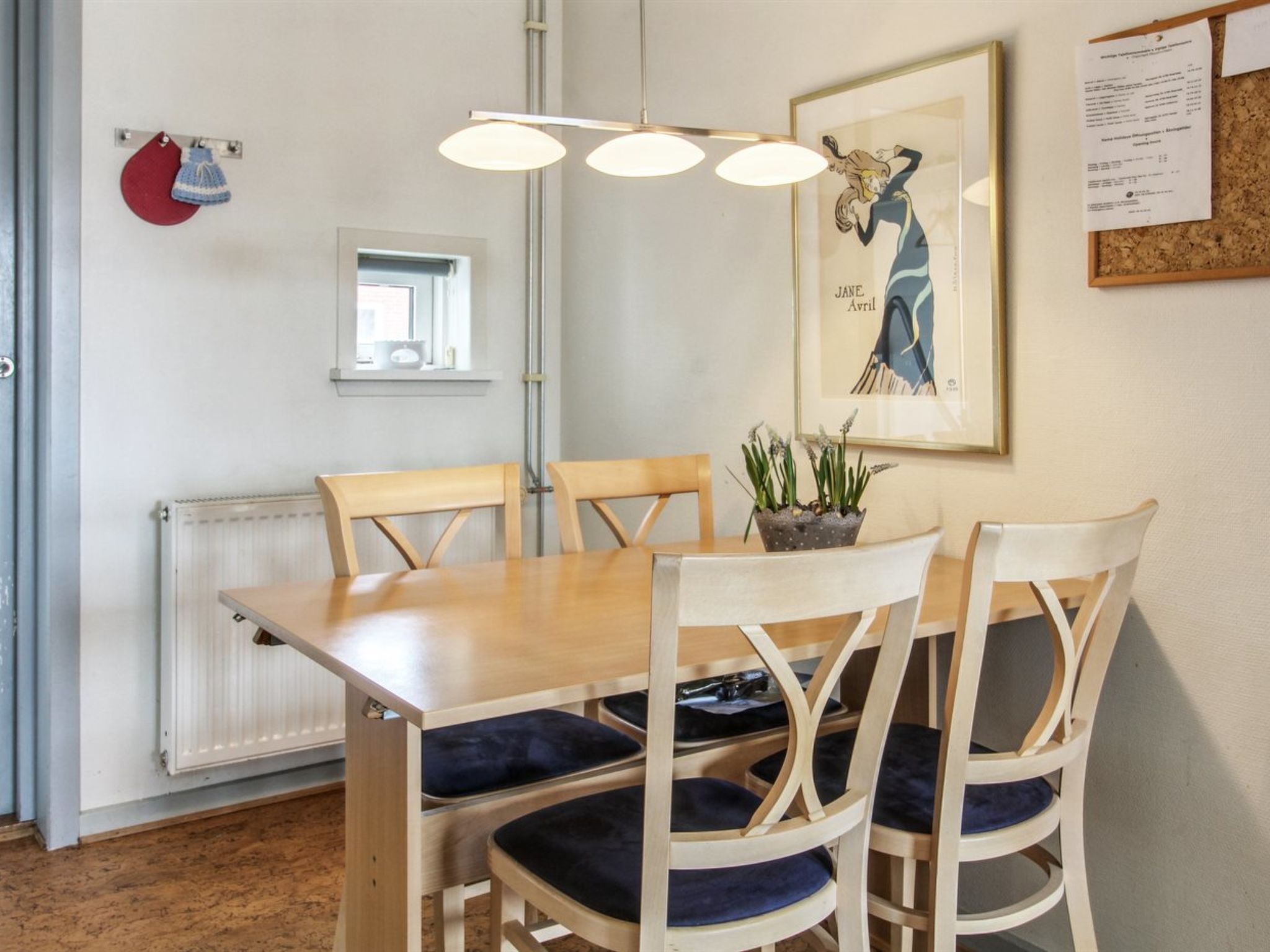 "Rebus" - 2.3km from the sea - Inside
