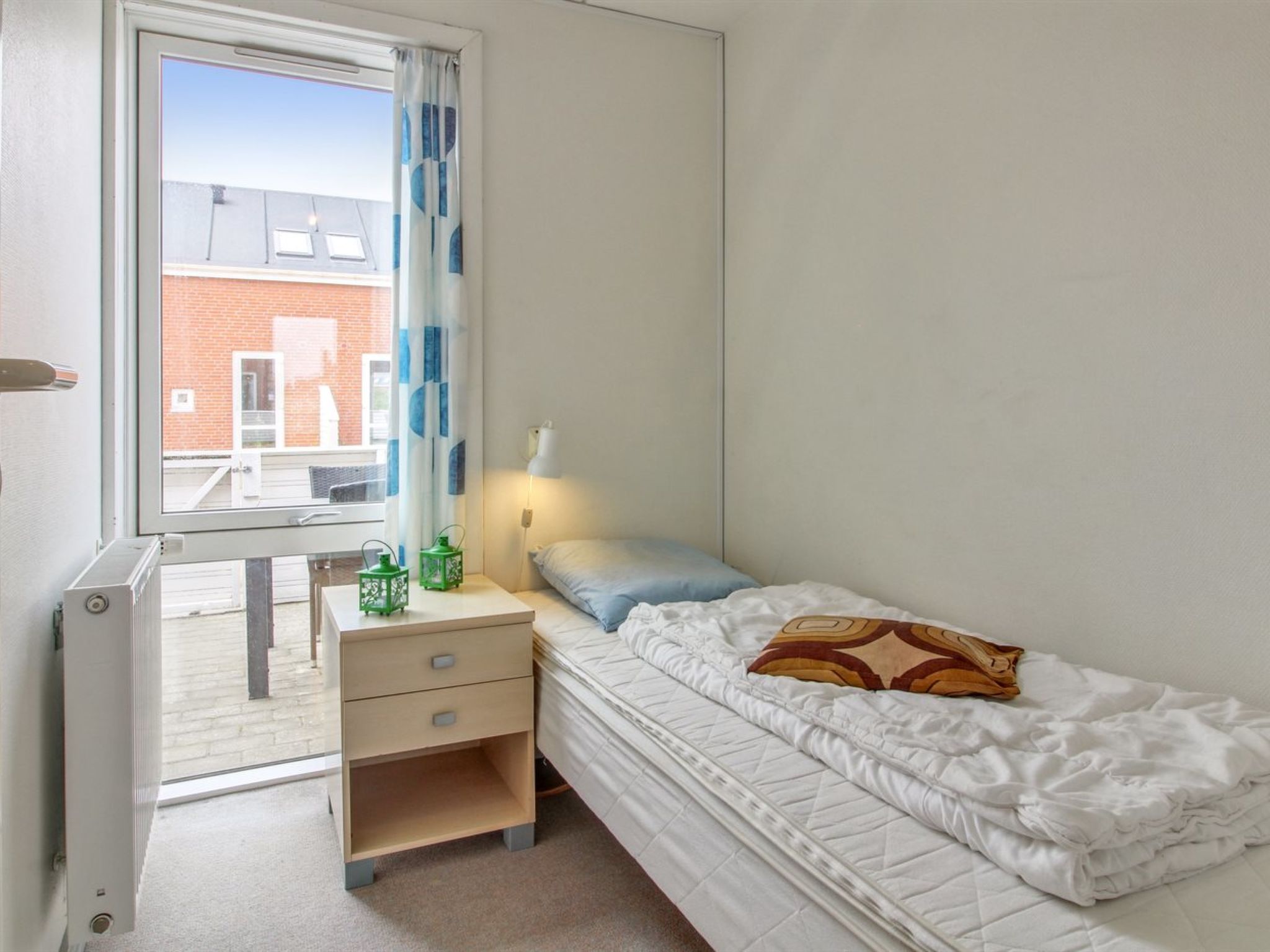 "Rebus" - 2.3km from the sea - Inside