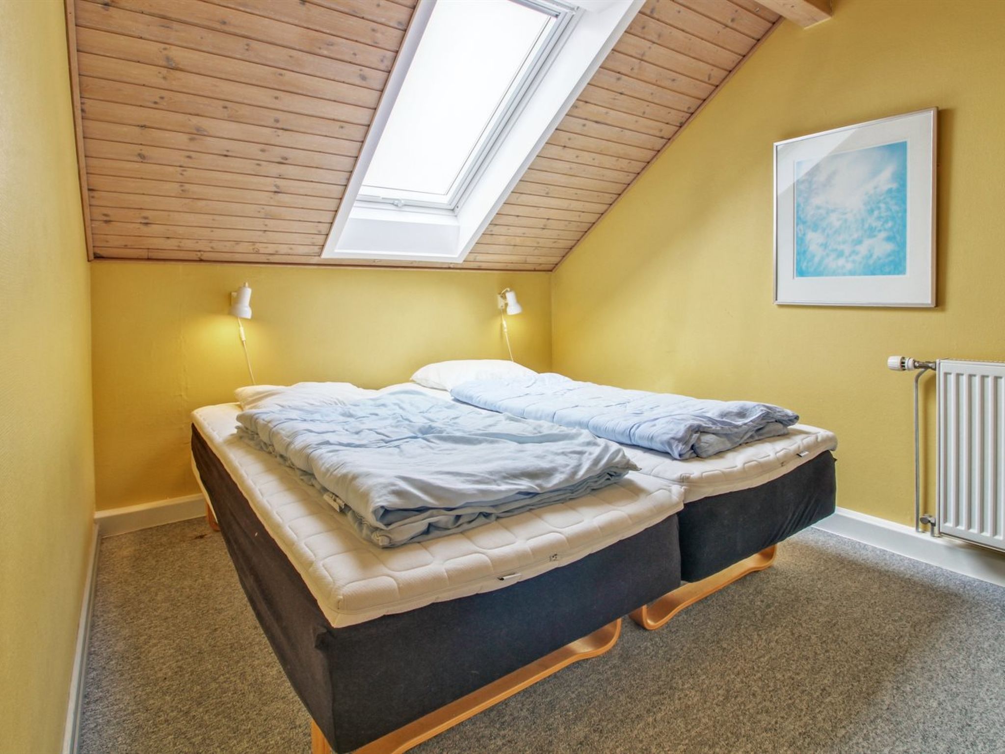 "Rebus" - 2.3km from the sea - Inside