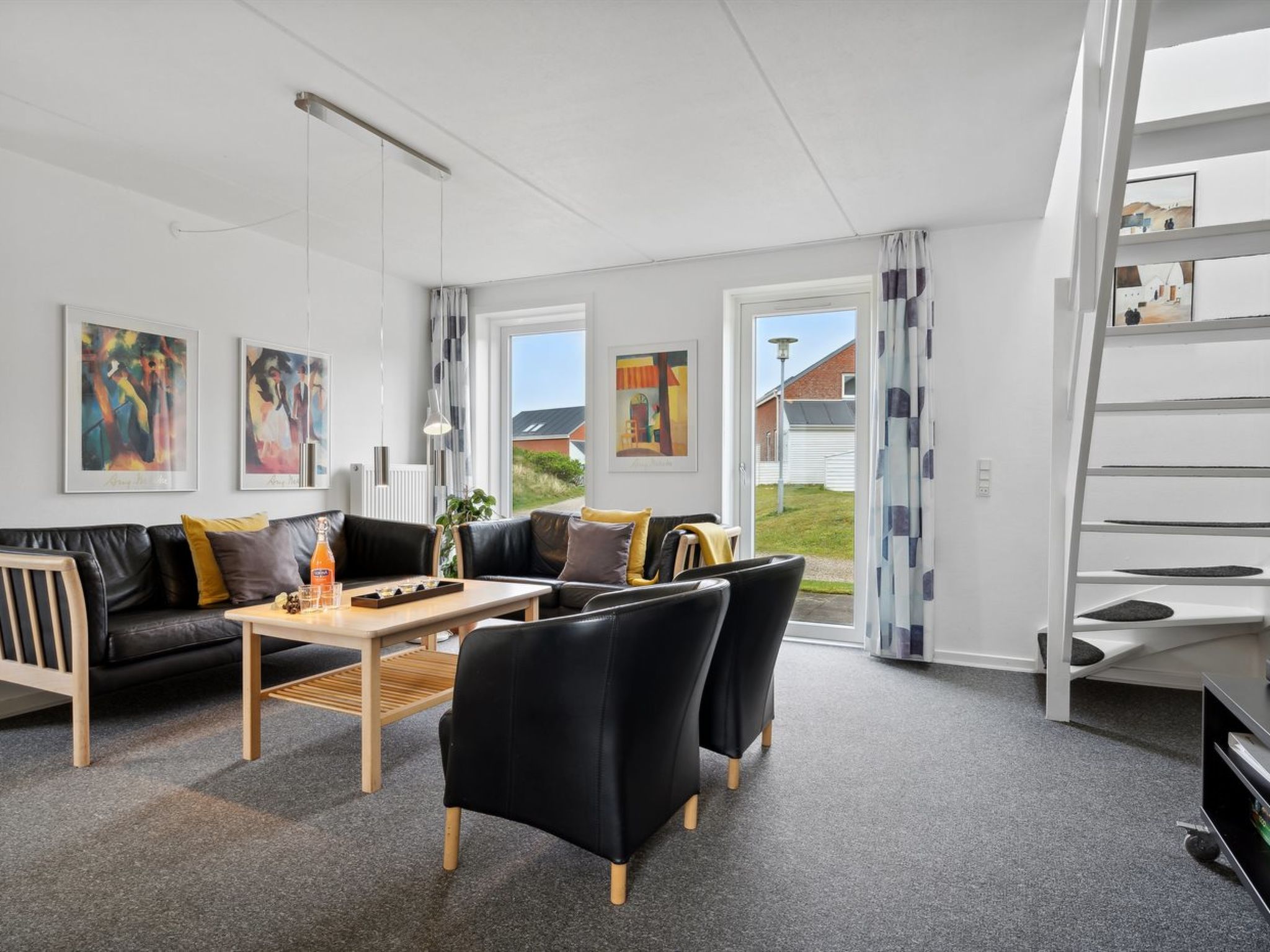 "Aldora" - 2.3km from the sea