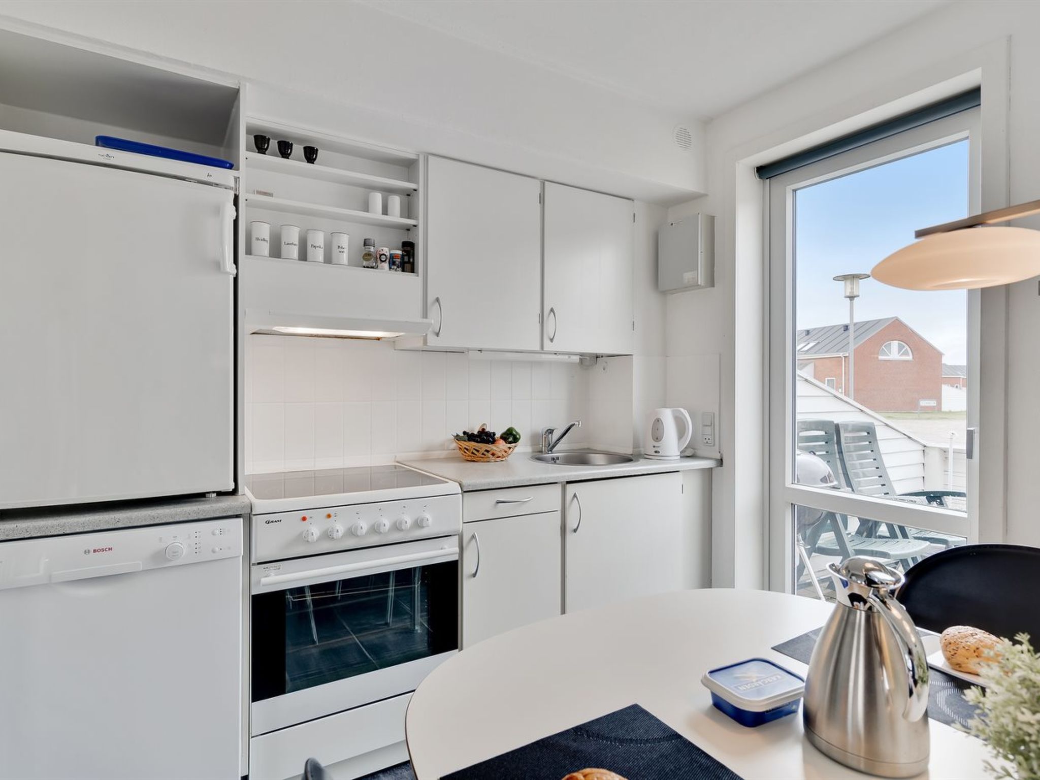"Aldora" - 2.3km from the sea - Binnen