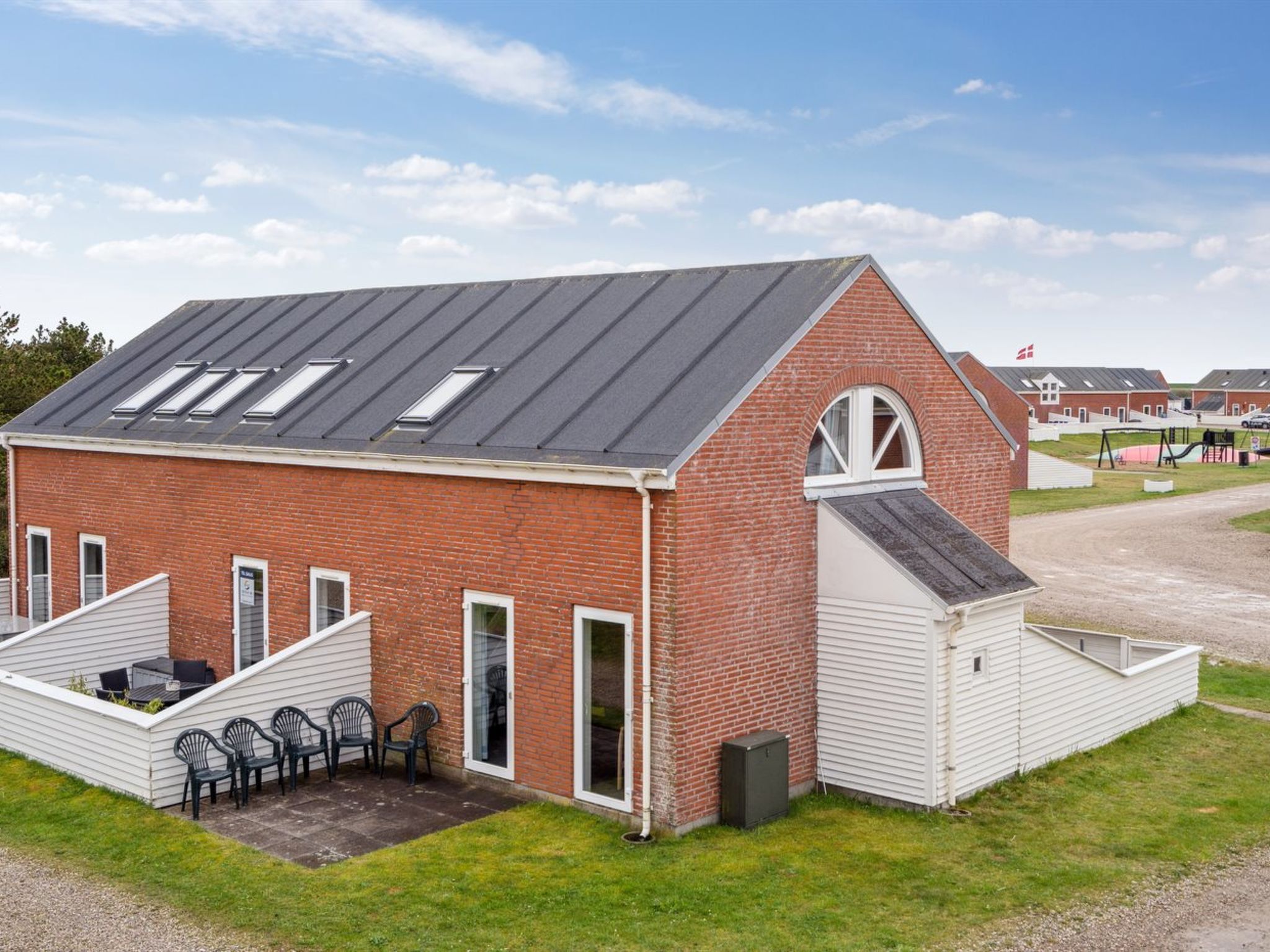 "Aldora" - 2.3km from the sea - Buiten