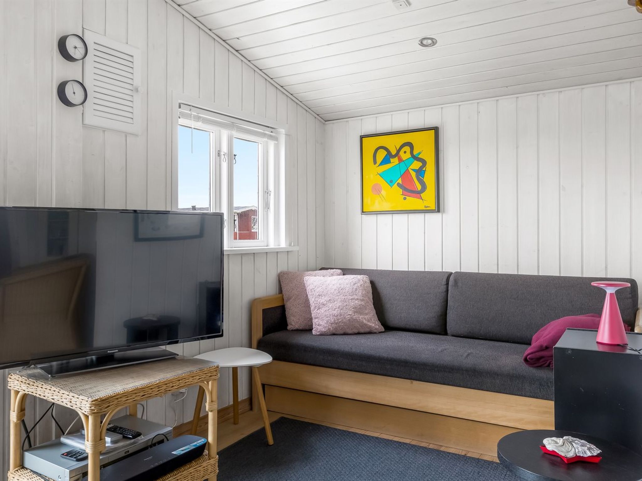 "Mortensen" - 350m from the sea - Binnen