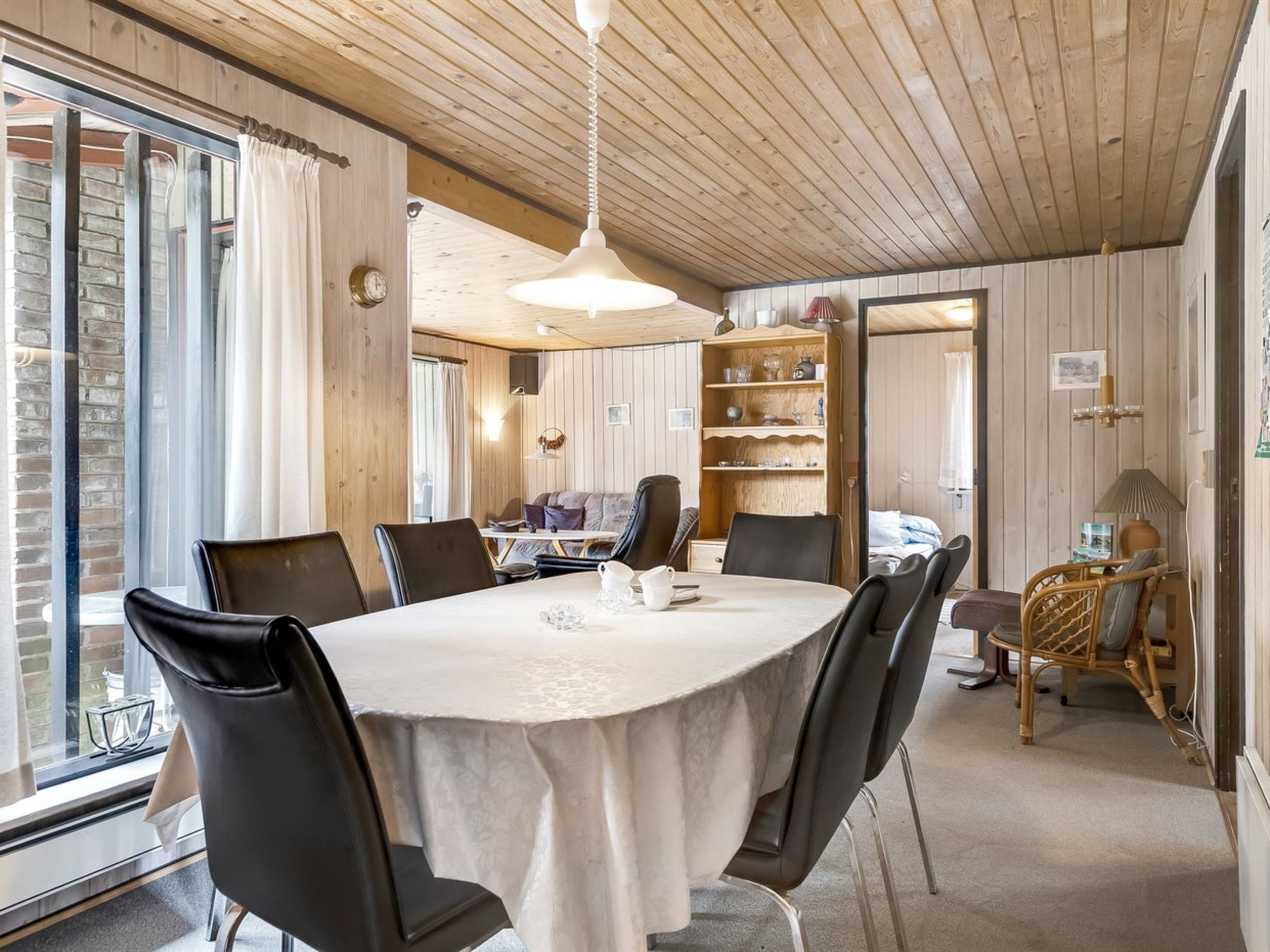 "Falki" - 2.5km from the sea - Binnen