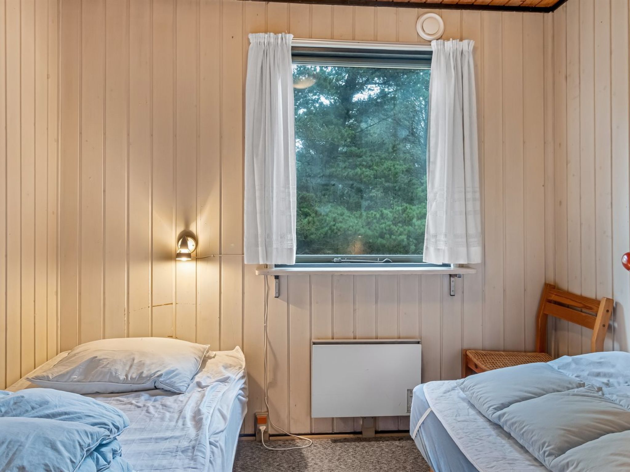 "Falki" - 2.5km from the sea - Binnen
