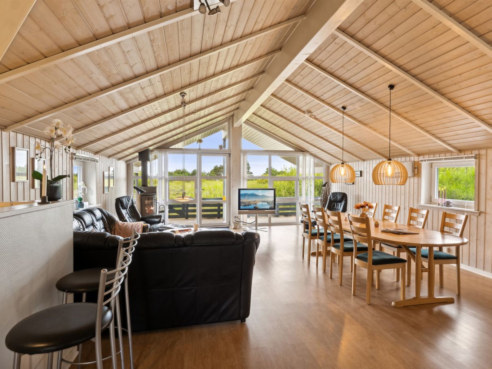 "Spurv" - 1.8km from the sea - Inside