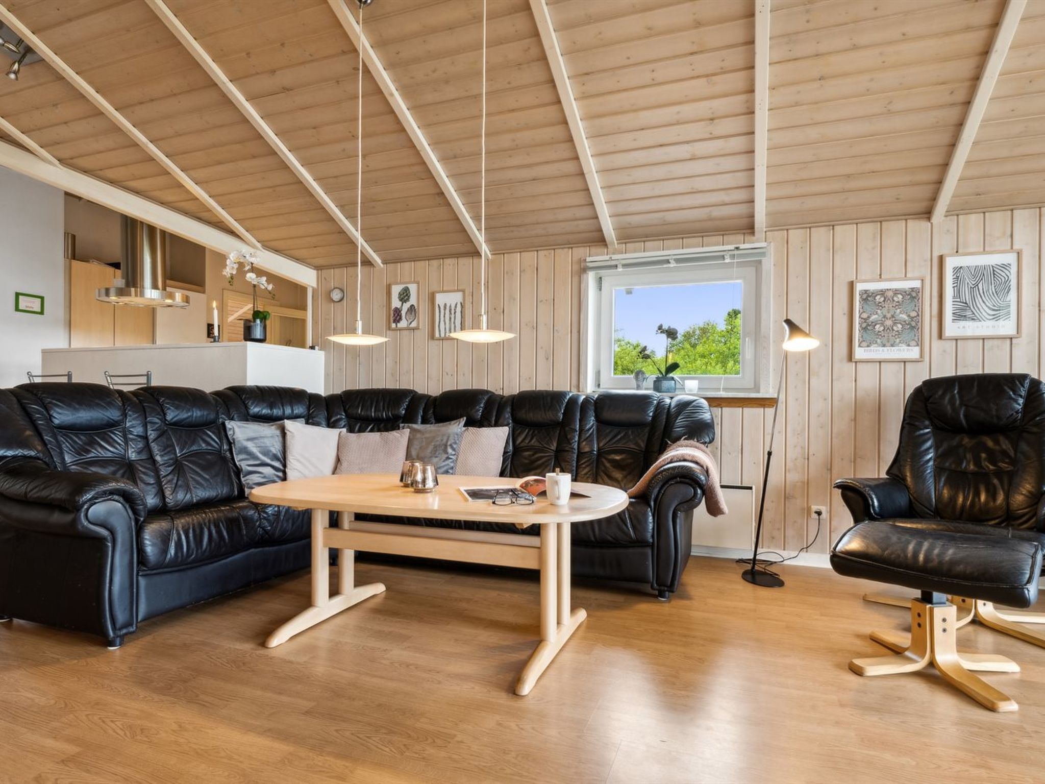 "Spurv" - 1.8km from the sea - Inside