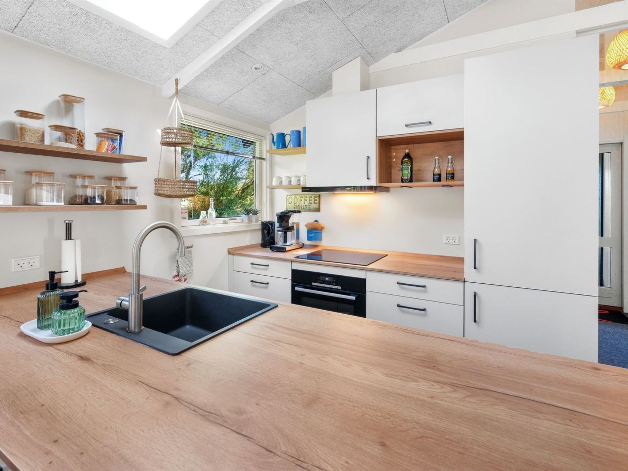 "Gro" - 1.6km from the sea - Binnen