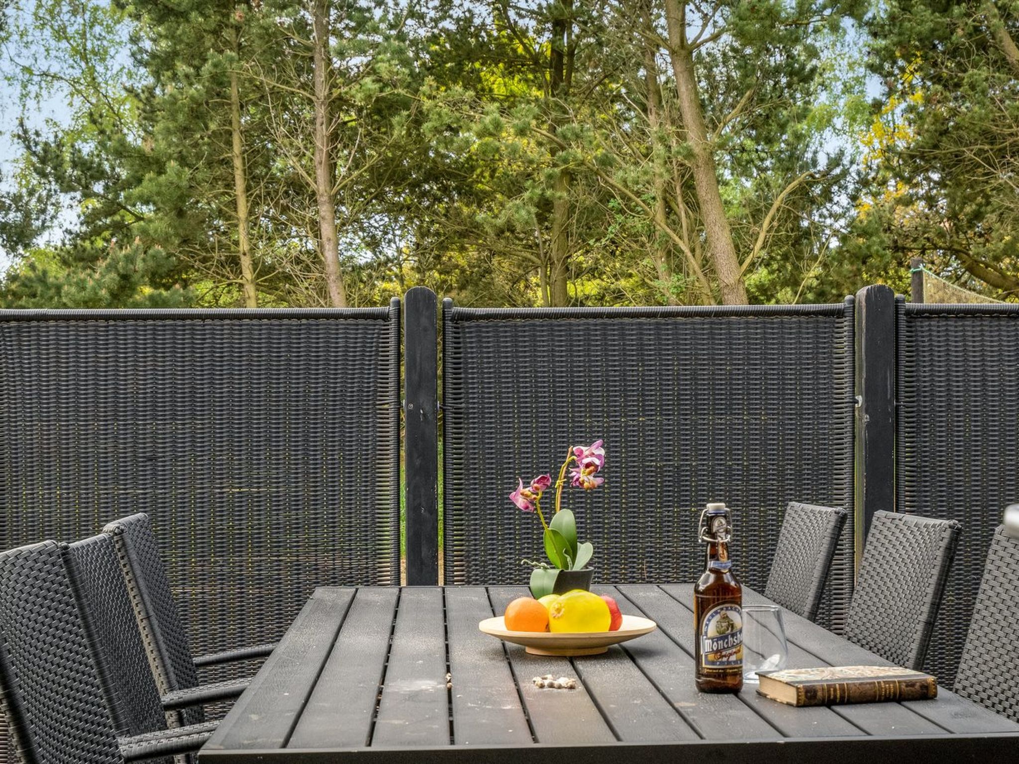 "Livni" - 3.8km from the sea-Buiten