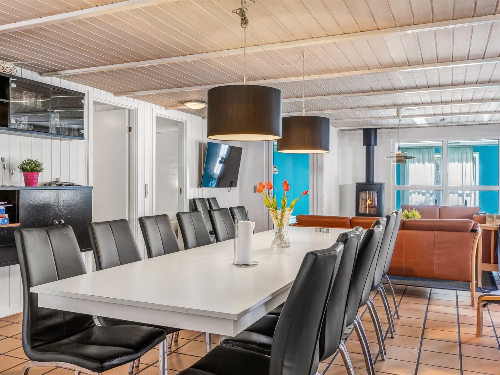 "Livni" - 3.8km from the sea - Binnen