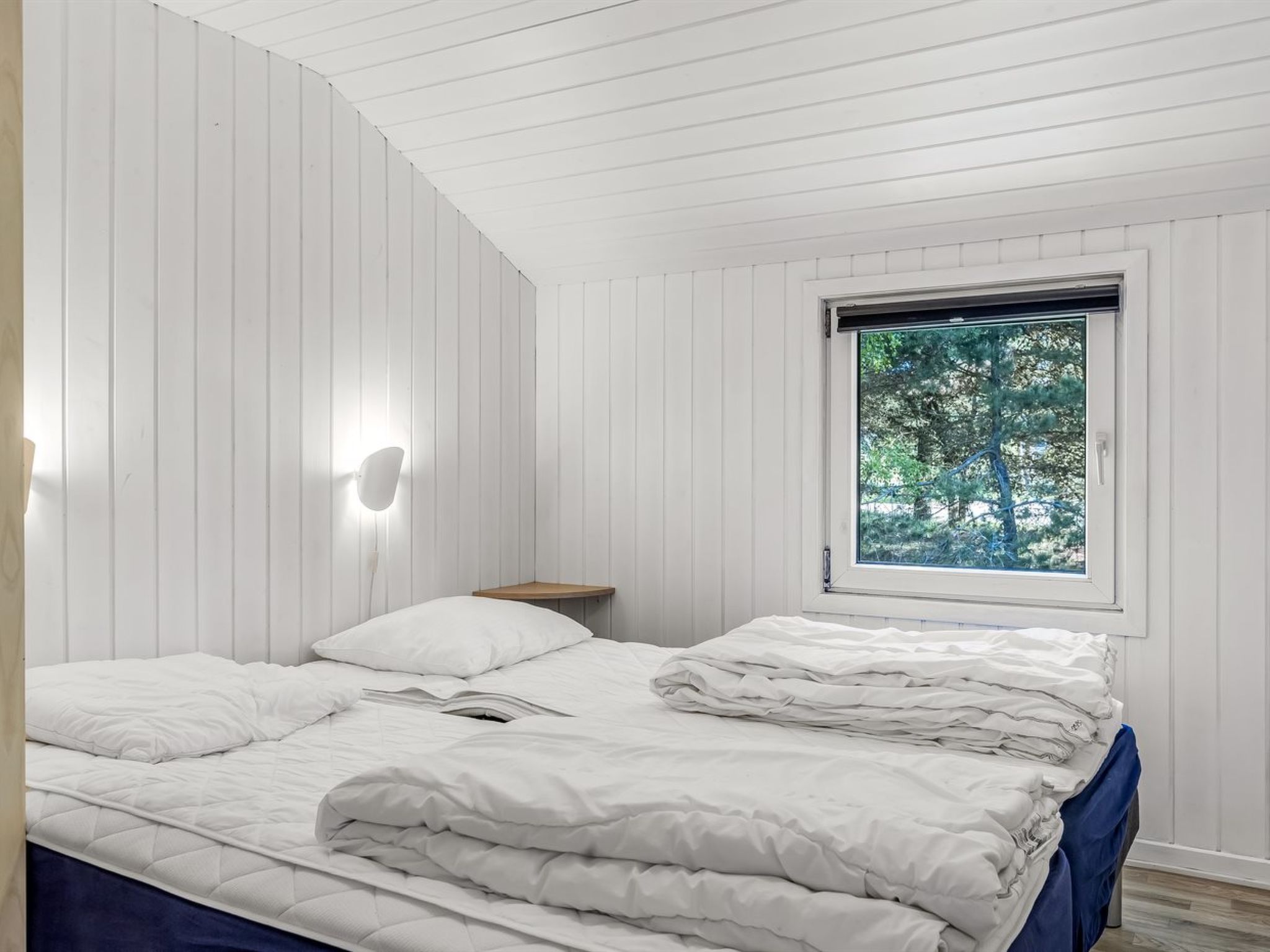 "Livni" - 3.8km from the sea - Binnen
