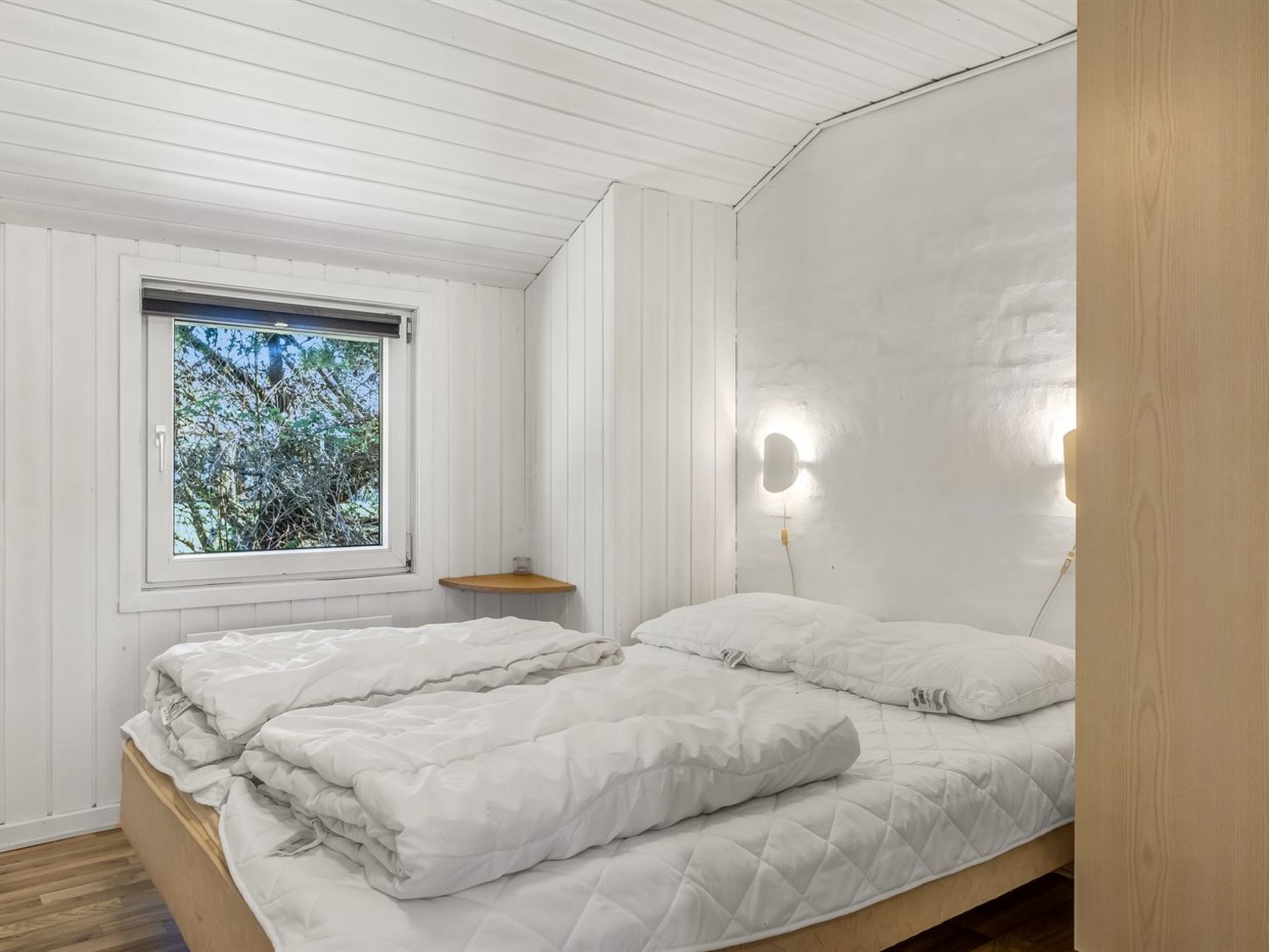 "Livni" - 3.8km from the sea - Binnen