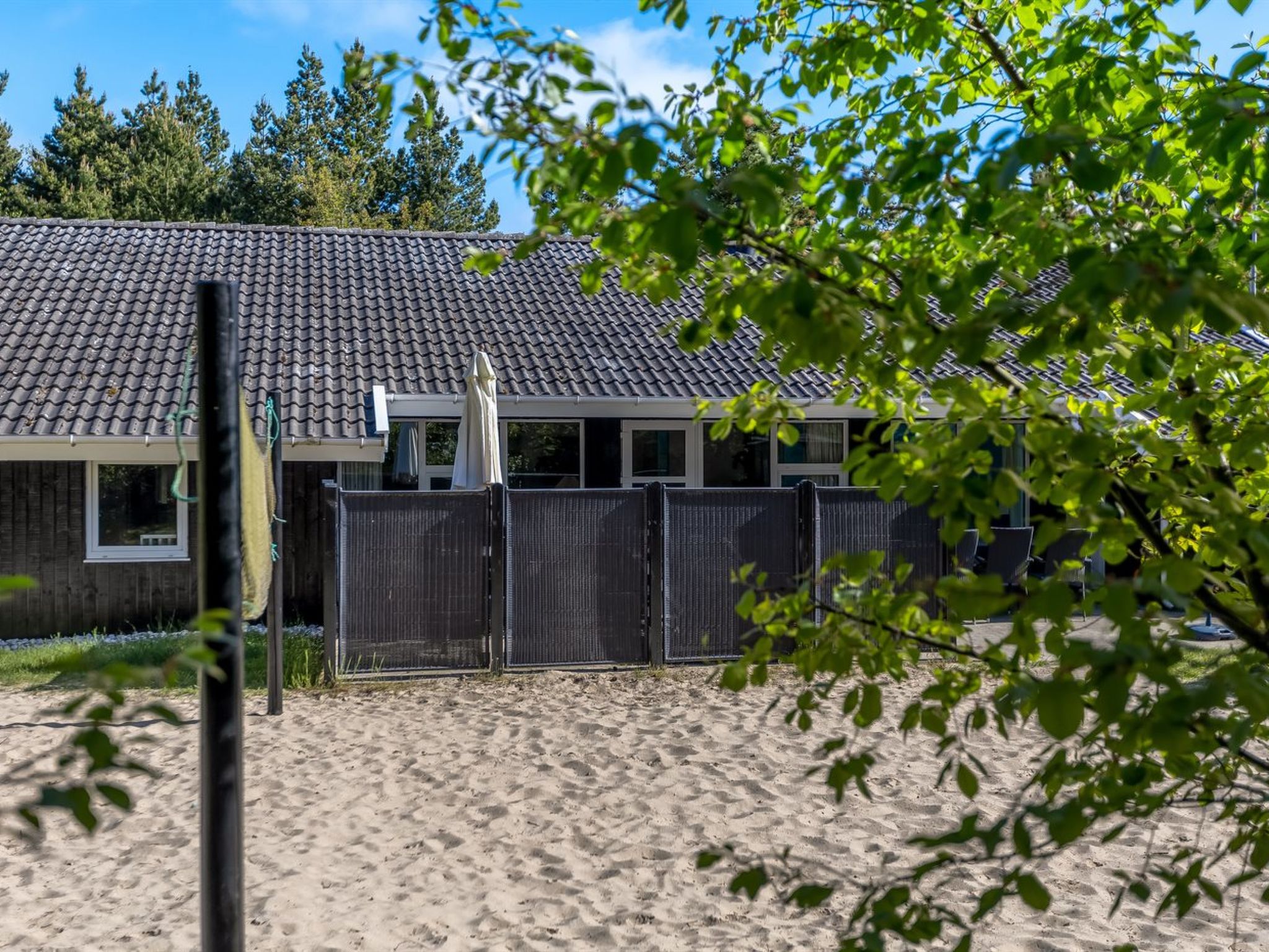 "Livni" - 3.8km from the sea - Buiten