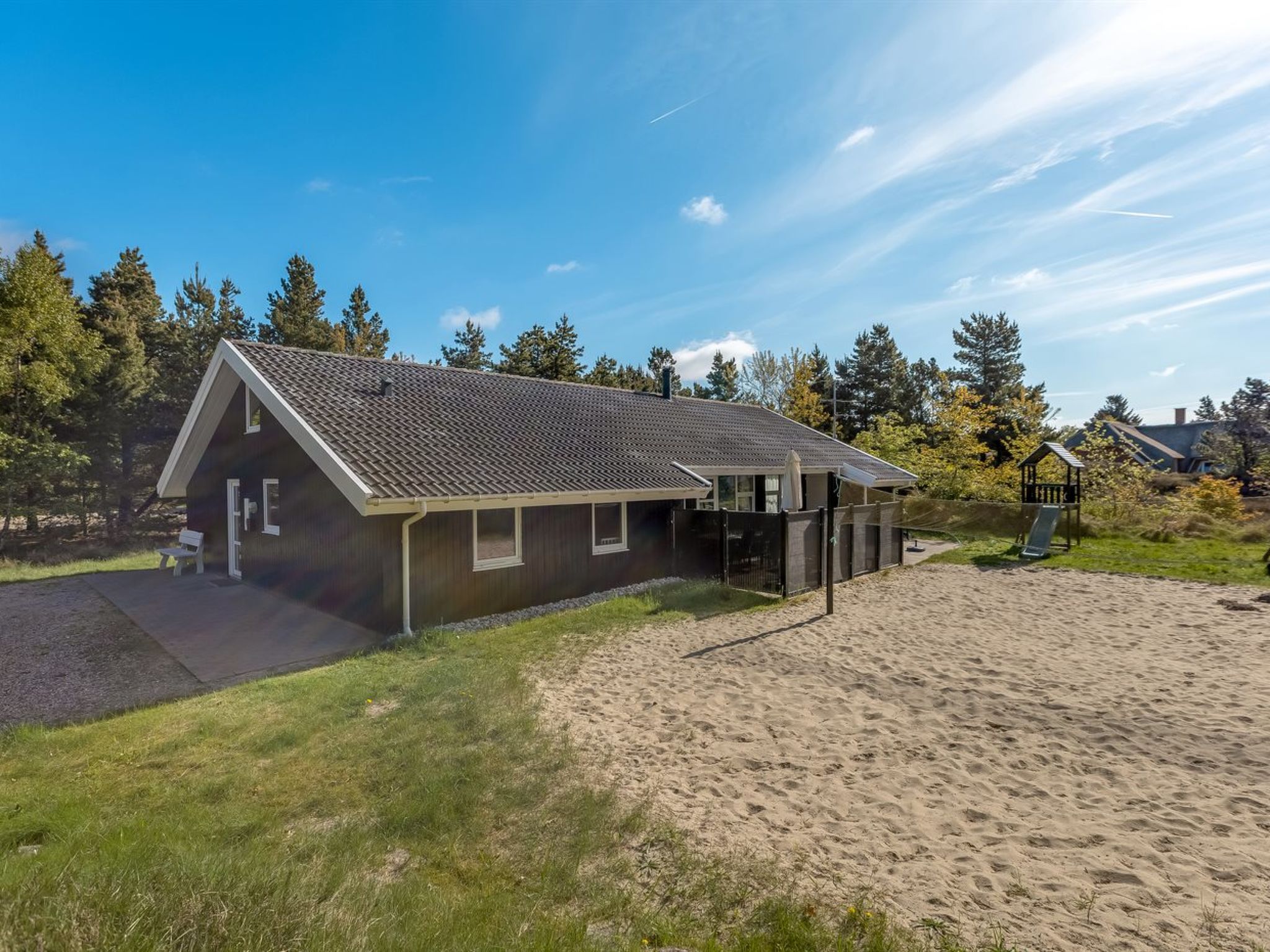 "Livni" - 3.8km from the sea - Buiten