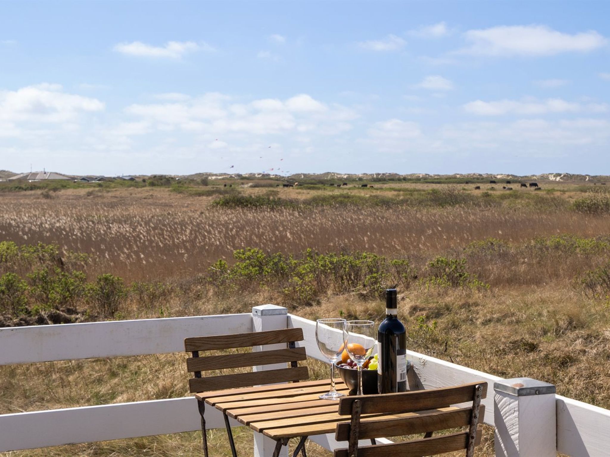 "Blomma" - 350m from the sea - Buiten